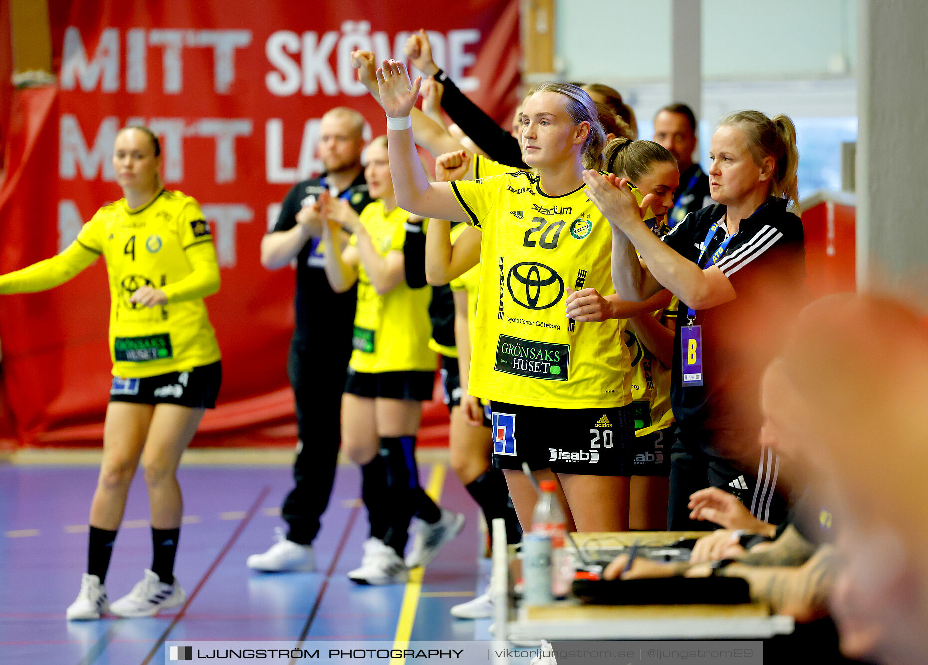 ATG Svenska Cupen 1/8-final Skövde HF-IK Sävehof 25-35,dam,Skövde Idrottshall,Skövde,Sverige,Handboll,,2024,345550