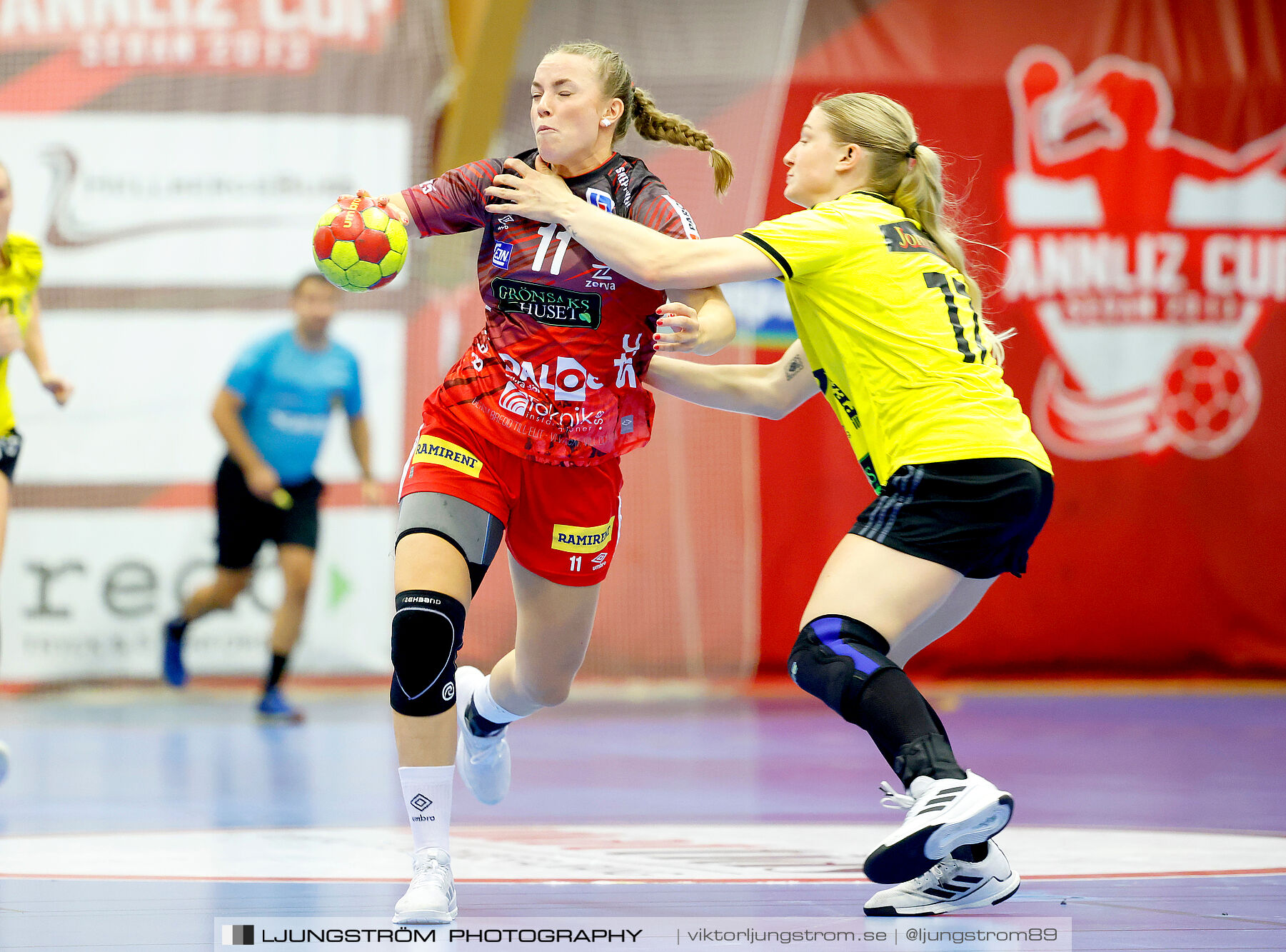 ATG Svenska Cupen 1/8-final Skövde HF-IK Sävehof 25-35,dam,Skövde Idrottshall,Skövde,Sverige,Handboll,,2024,345551