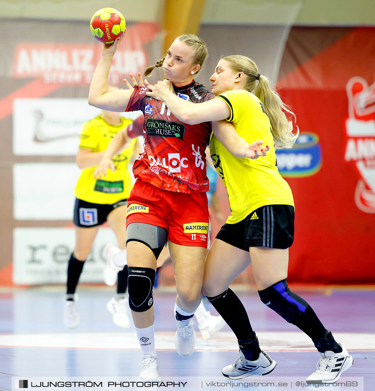 ATG Svenska Cupen 1/8-final Skövde HF-IK Sävehof 25-35,dam,Skövde Idrottshall,Skövde,Sverige,Handboll,,2024,345553