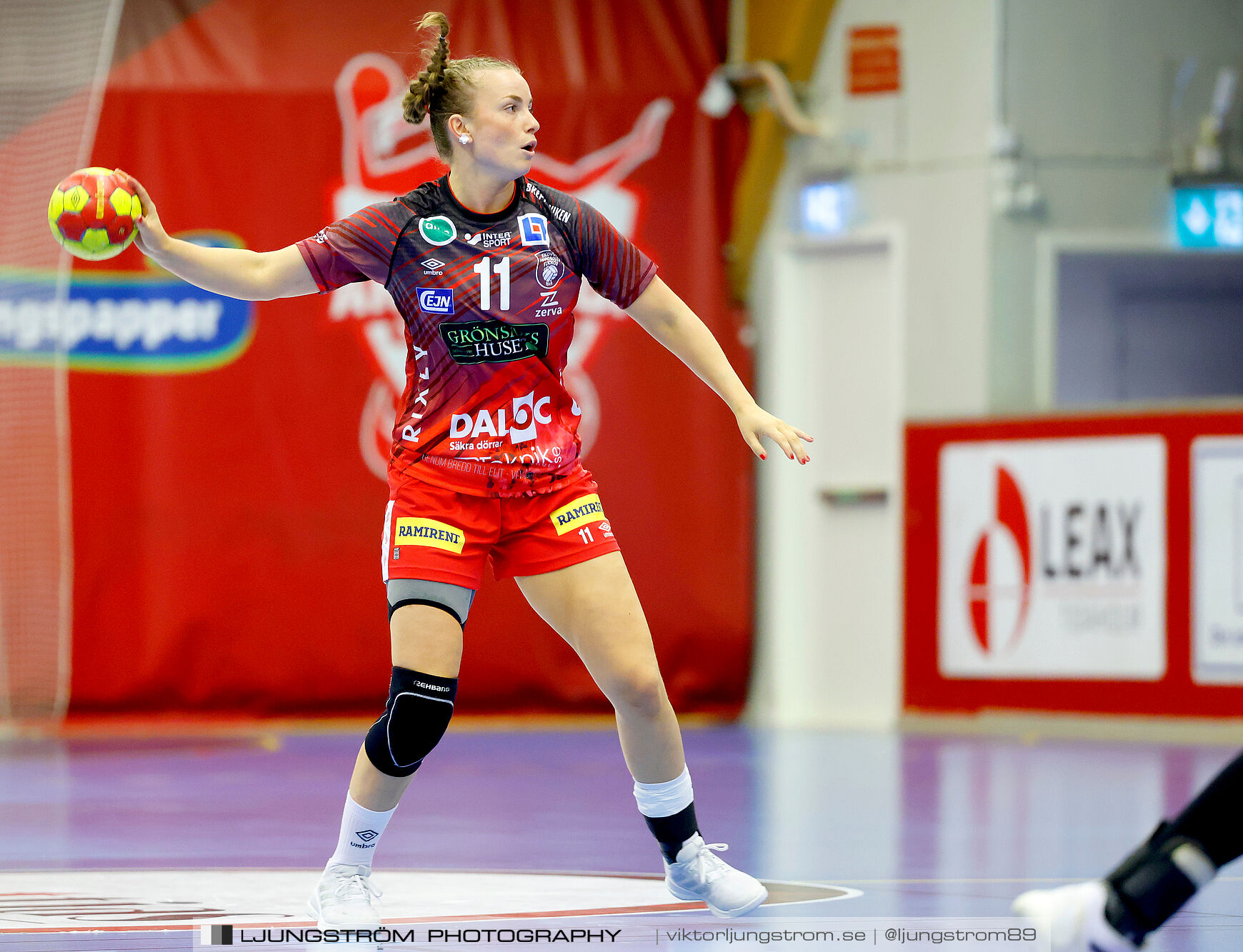 ATG Svenska Cupen 1/8-final Skövde HF-IK Sävehof 25-35,dam,Skövde Idrottshall,Skövde,Sverige,Handboll,,2024,345556