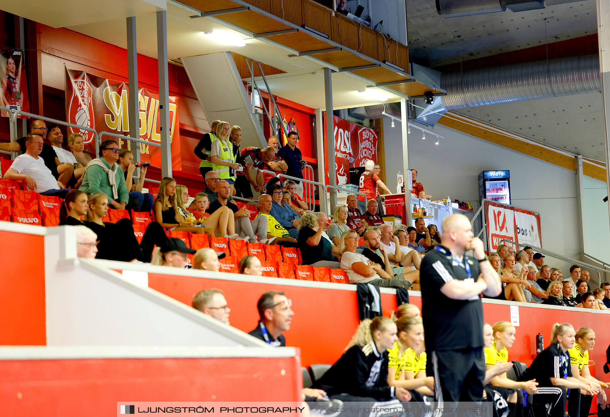 ATG Svenska Cupen 1/8-final Skövde HF-IK Sävehof 25-35,dam,Skövde Idrottshall,Skövde,Sverige,Handboll,,2024,345561