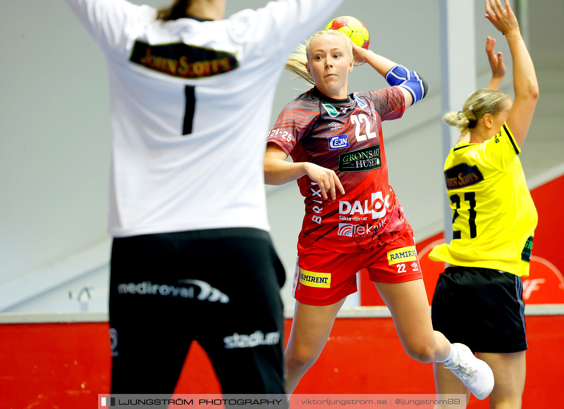 ATG Svenska Cupen 1/8-final Skövde HF-IK Sävehof 25-35,dam,Skövde Idrottshall,Skövde,Sverige,Handboll,,2024,345579