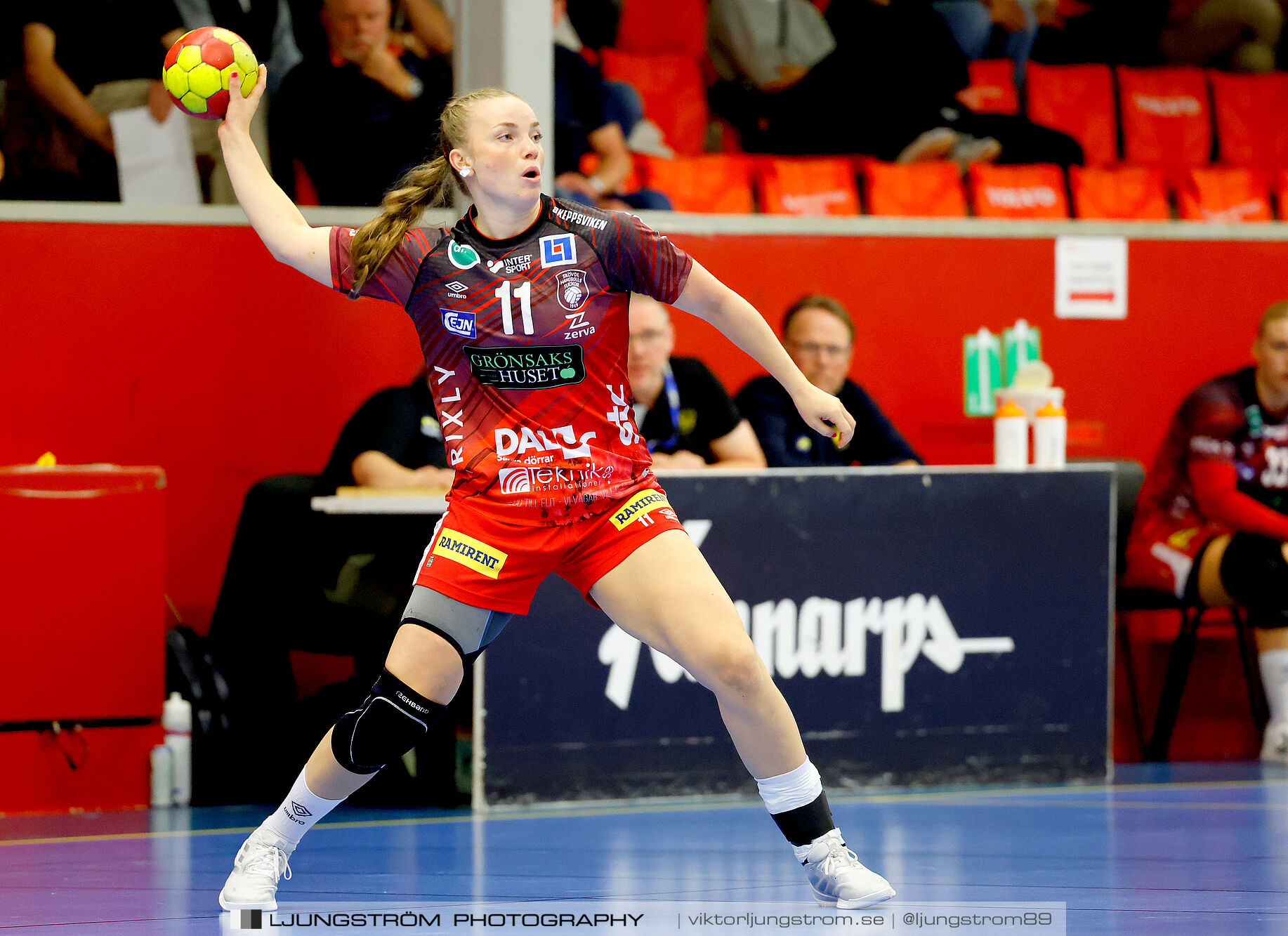 Skövde HF-VästeråsIrsta HF 27-23,dam,Skövde Idrottshall,Skövde,Sverige,Handboll,,2024,345639