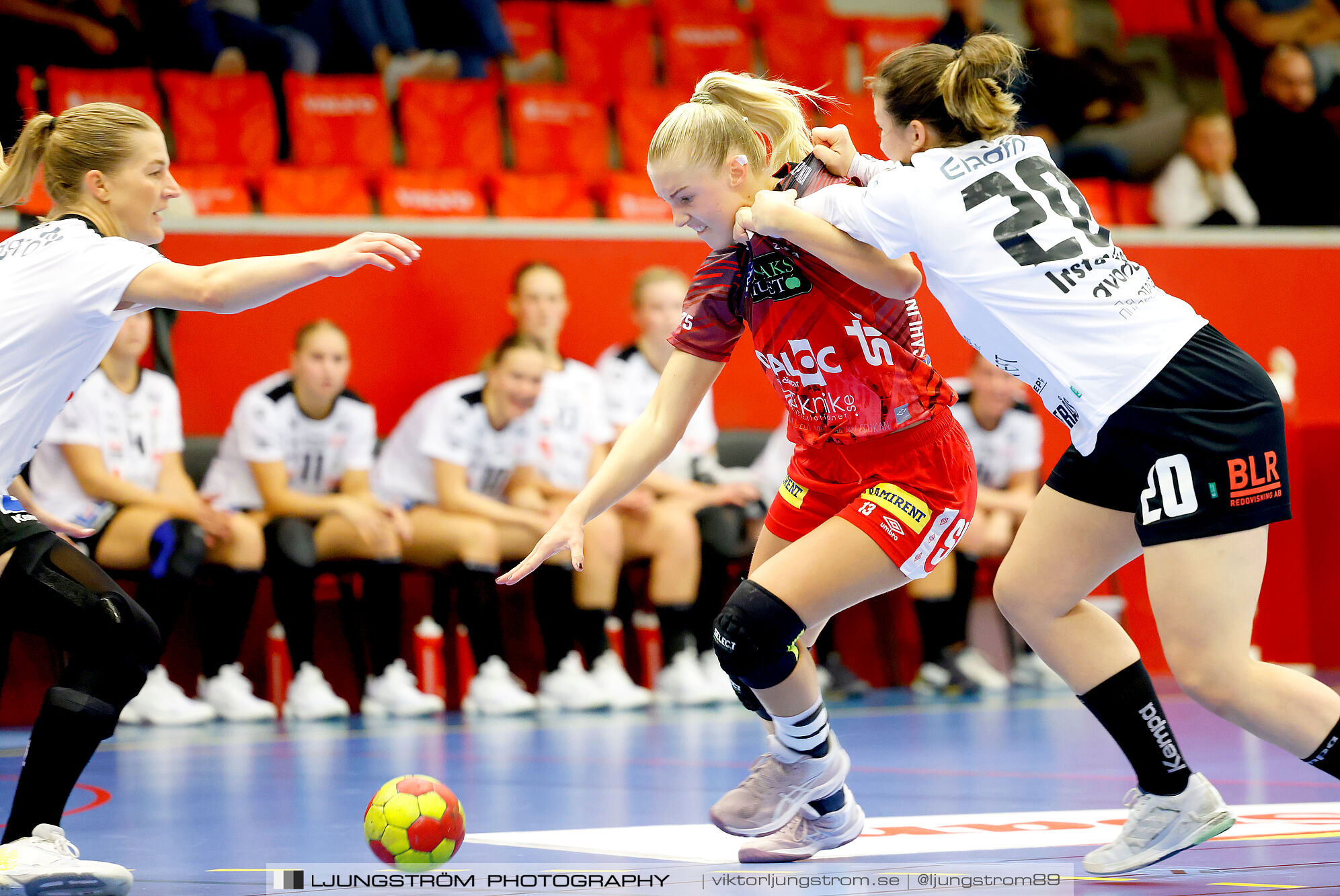 Skövde HF-VästeråsIrsta HF 27-23,dam,Skövde Idrottshall,Skövde,Sverige,Handboll,,2024,345644