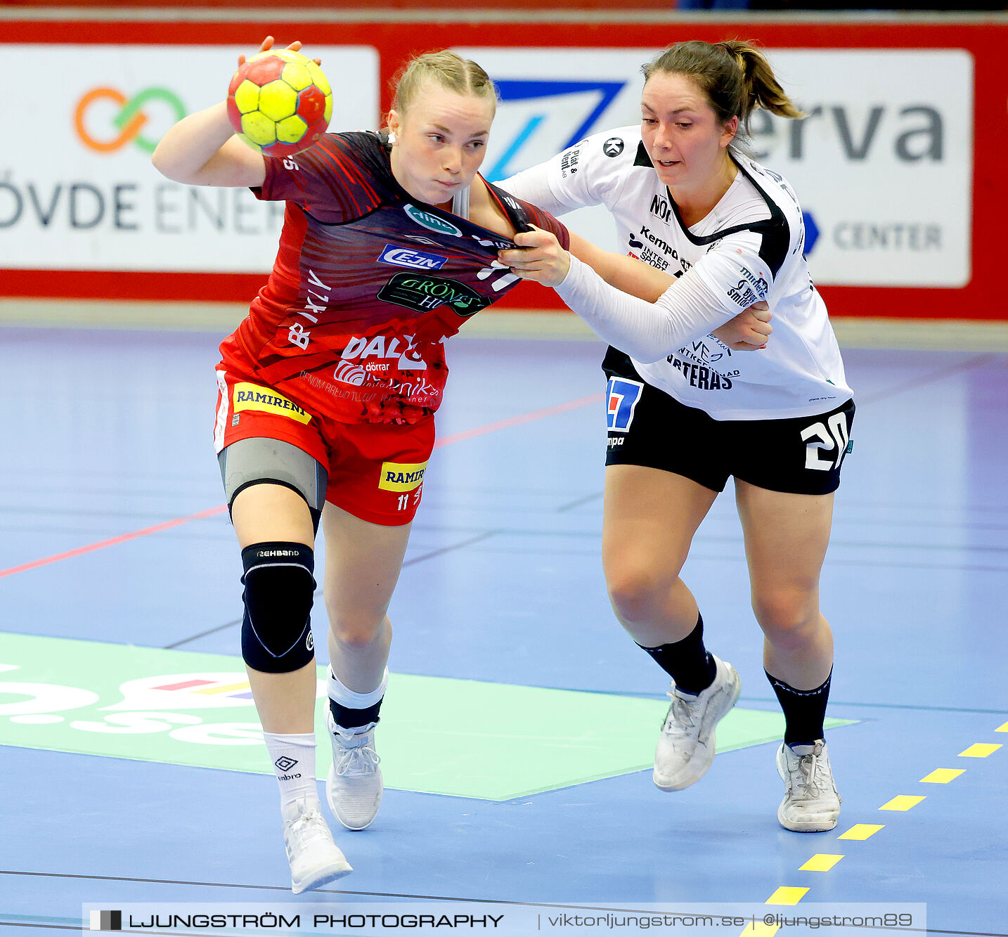 Skövde HF-VästeråsIrsta HF 27-23,dam,Skövde Idrottshall,Skövde,Sverige,Handboll,,2024,345754