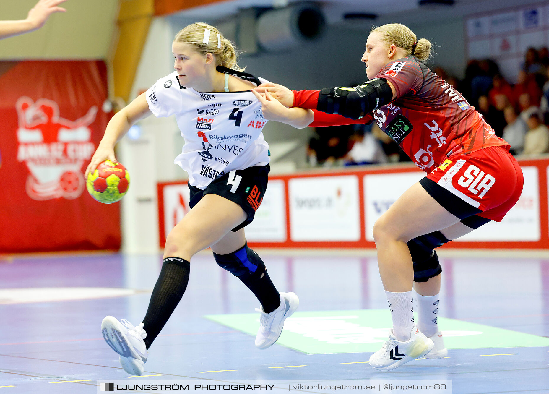 Skövde HF-VästeråsIrsta HF 27-23,dam,Skövde Idrottshall,Skövde,Sverige,Handboll,,2024,345787