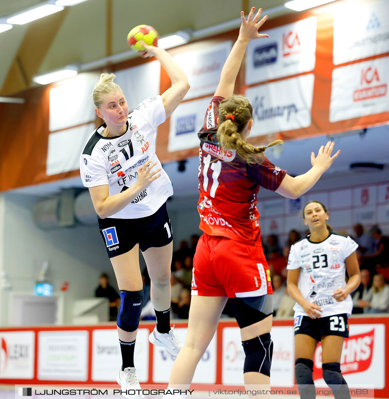 Skövde HF-VästeråsIrsta HF 27-23,dam,Skövde Idrottshall,Skövde,Sverige,Handboll,,2024,345827