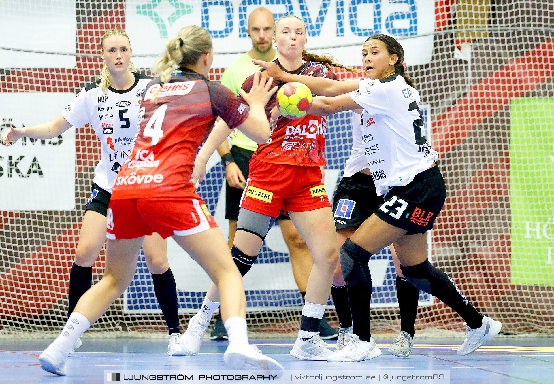 Skövde HF-VästeråsIrsta HF 27-23,dam,Skövde Idrottshall,Skövde,Sverige,Handboll,,2024,345852