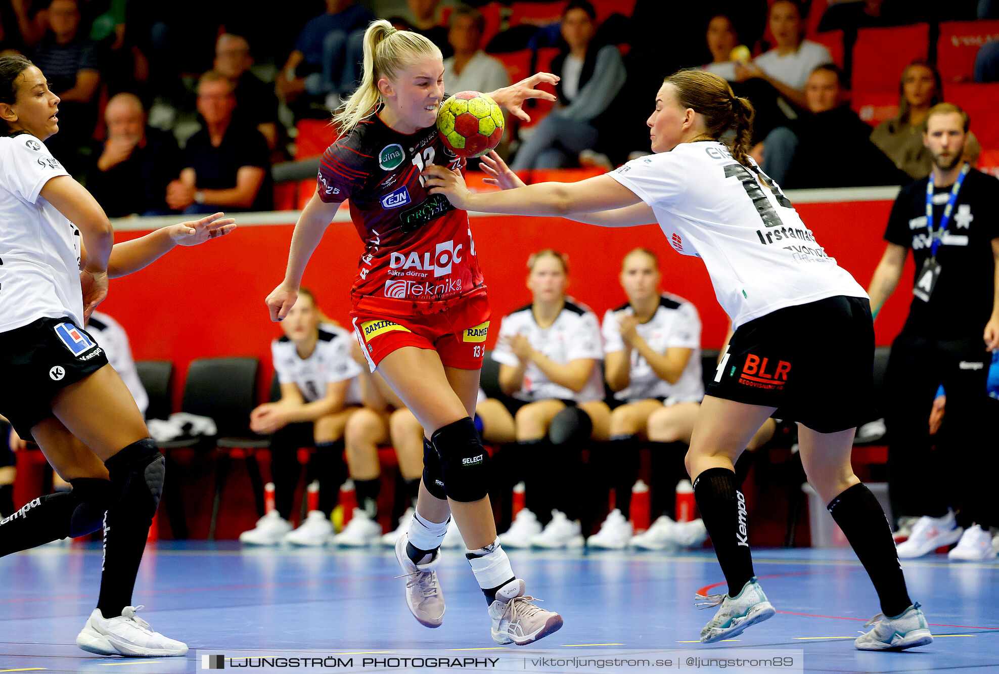 Skövde HF-VästeråsIrsta HF 27-23,dam,Skövde Idrottshall,Skövde,Sverige,Handboll,,2024,345892