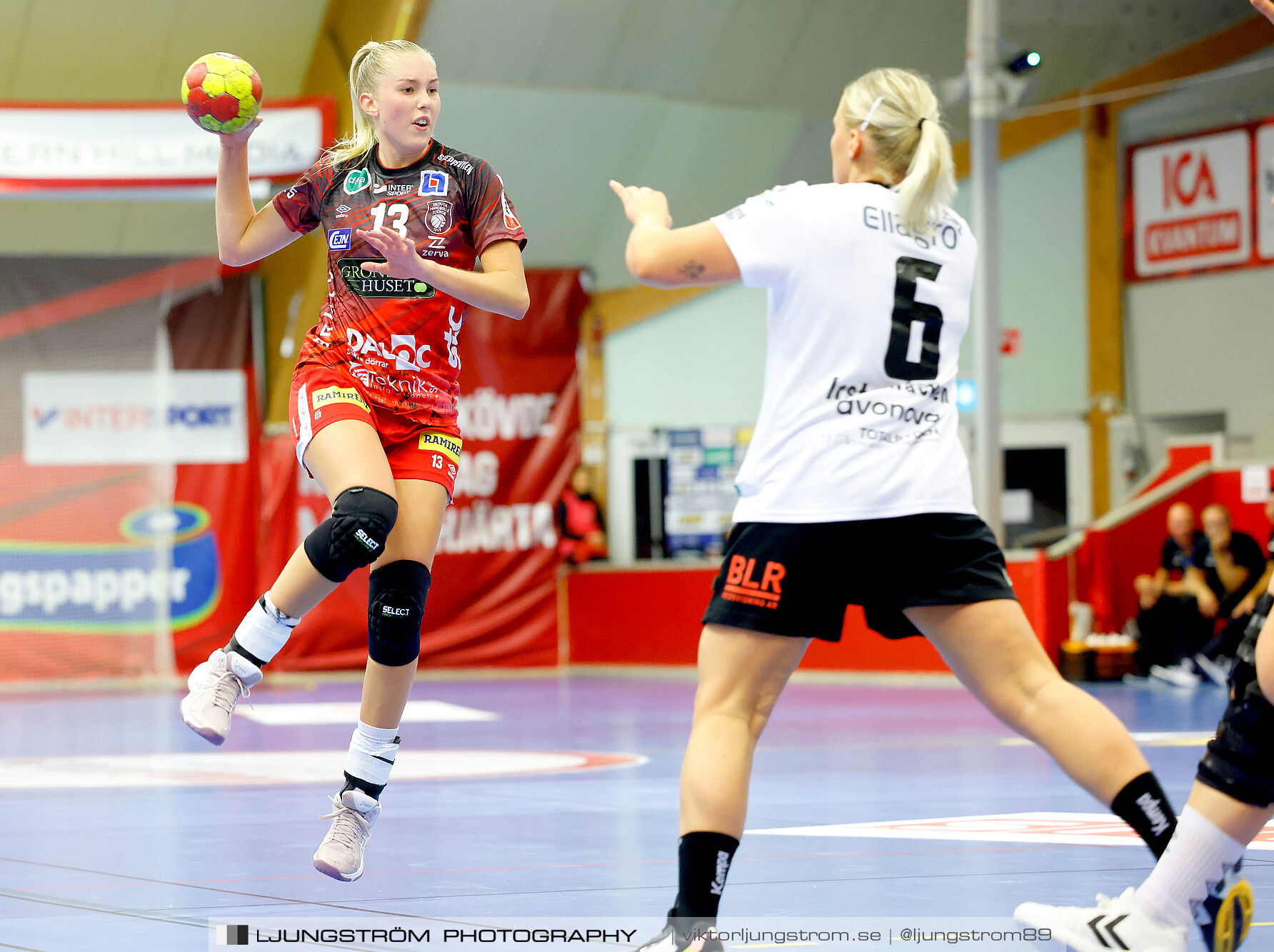 Skövde HF-VästeråsIrsta HF 27-23,dam,Skövde Idrottshall,Skövde,Sverige,Handboll,,2024,345902