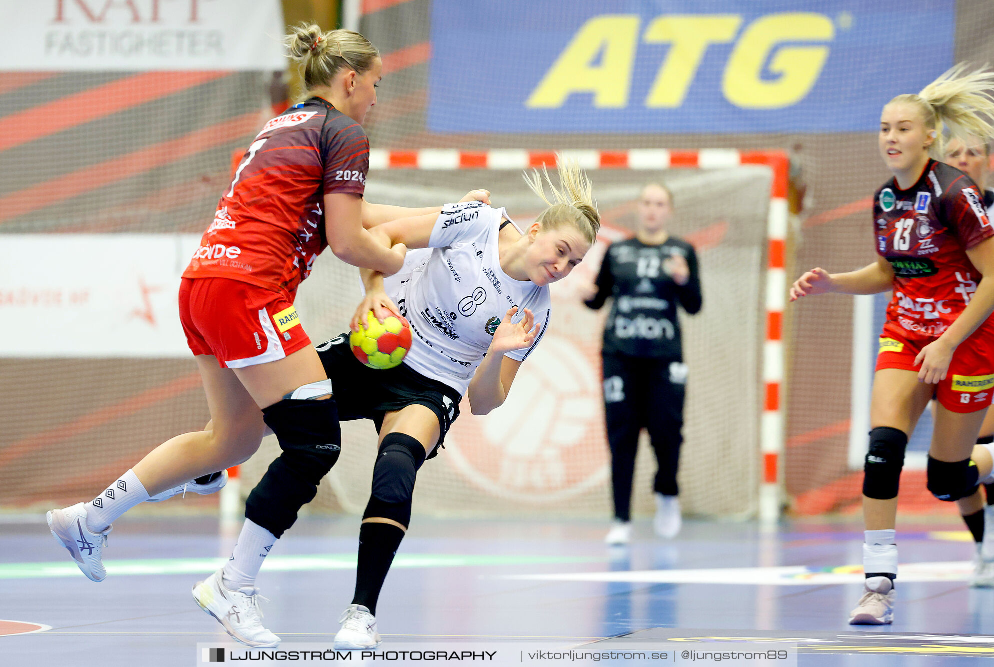 Skövde HF-Önnereds HK 26-27,dam,Skövde Idrottshall,Skövde,Sverige,Handboll,,2024,347422