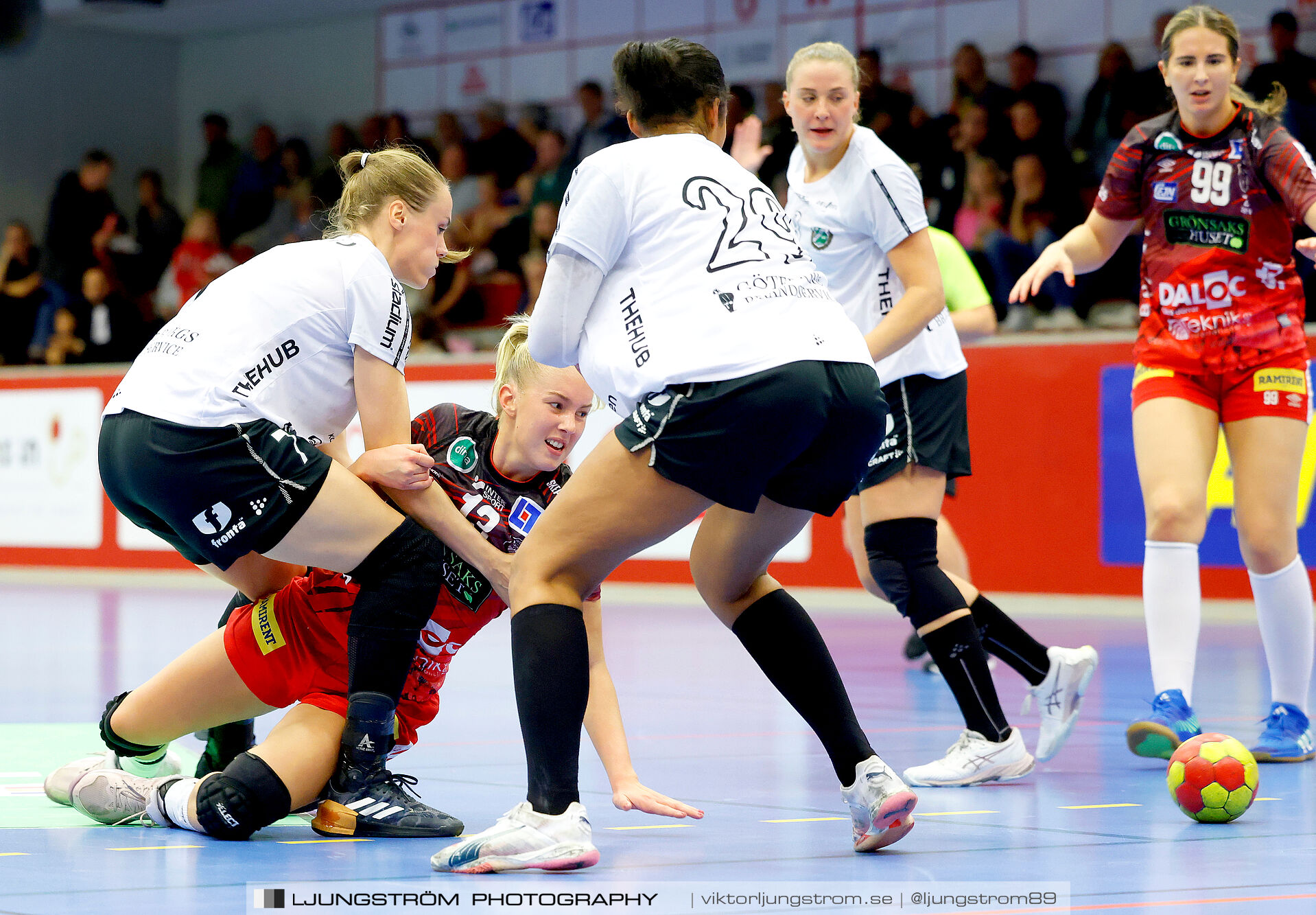 Skövde HF-Önnereds HK 26-27,dam,Skövde Idrottshall,Skövde,Sverige,Handboll,,2024,347465