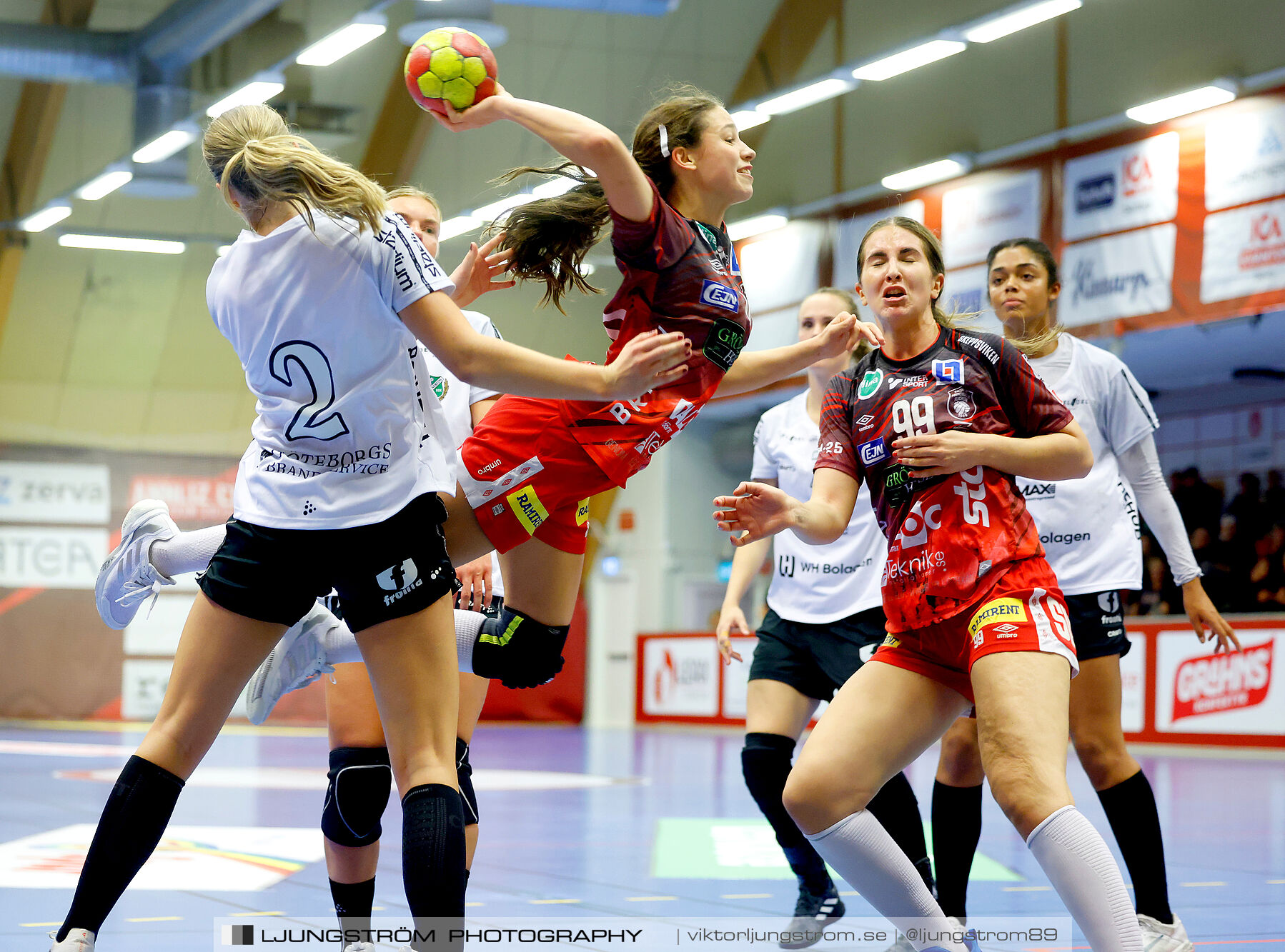 Skövde HF-Önnereds HK 26-27,dam,Skövde Idrottshall,Skövde,Sverige,Handboll,,2024,347483