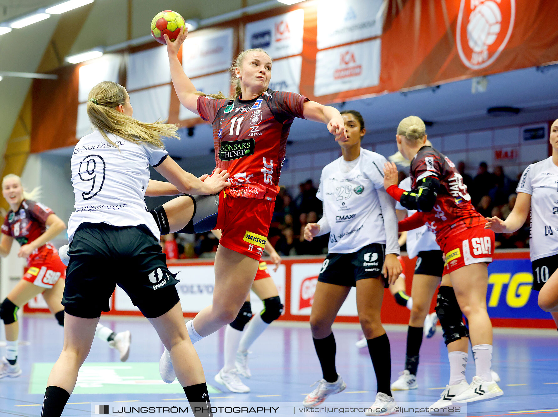 Skövde HF-Önnereds HK 26-27,dam,Skövde Idrottshall,Skövde,Sverige,Handboll,,2024,347686