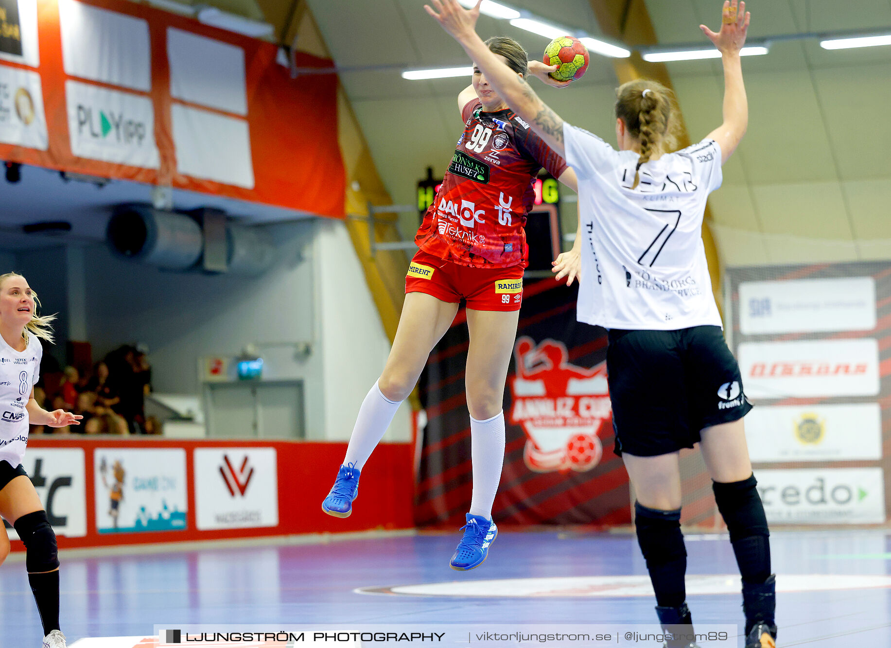 Skövde HF-Önnereds HK 26-27,dam,Skövde Idrottshall,Skövde,Sverige,Handboll,,2024,347847