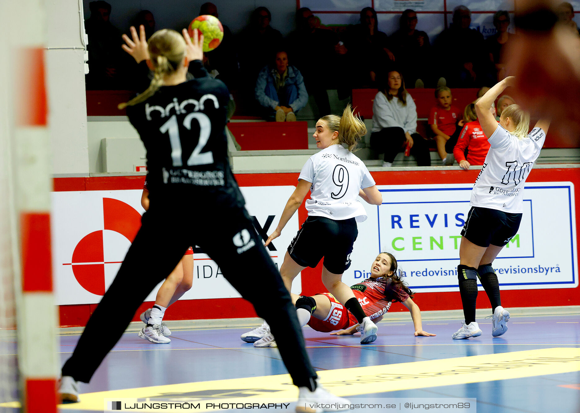 Skövde HF-Önnereds HK 26-27,dam,Skövde Idrottshall,Skövde,Sverige,Handboll,,2024,347867