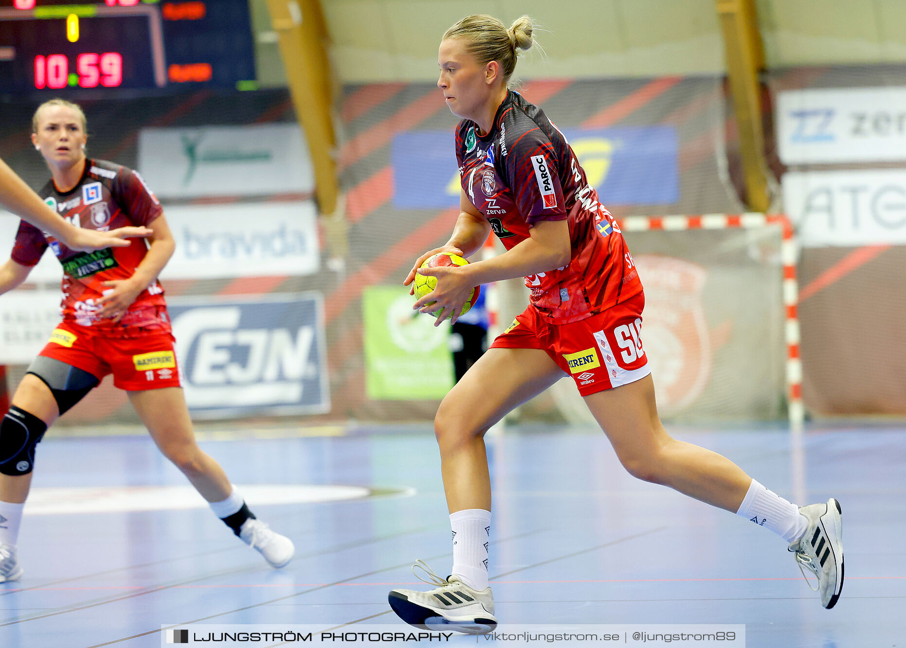 ATG Svenska Cupen 1/8-final Skövde HF-IK Sävehof 25-35,dam,Skövde Idrottshall,Skövde,Sverige,Handboll,,2024,348046