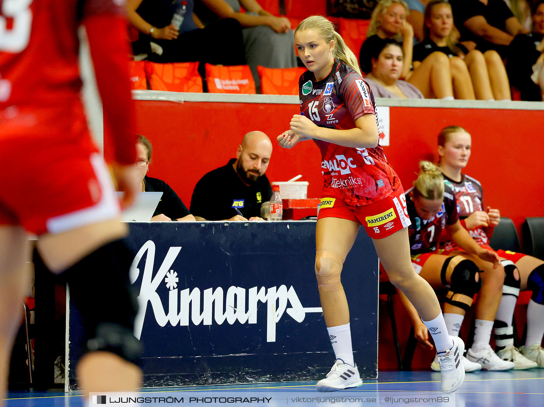 ATG Svenska Cupen 1/8-final Skövde HF-IK Sävehof 25-35,dam,Skövde Idrottshall,Skövde,Sverige,Handboll,,2024,348070