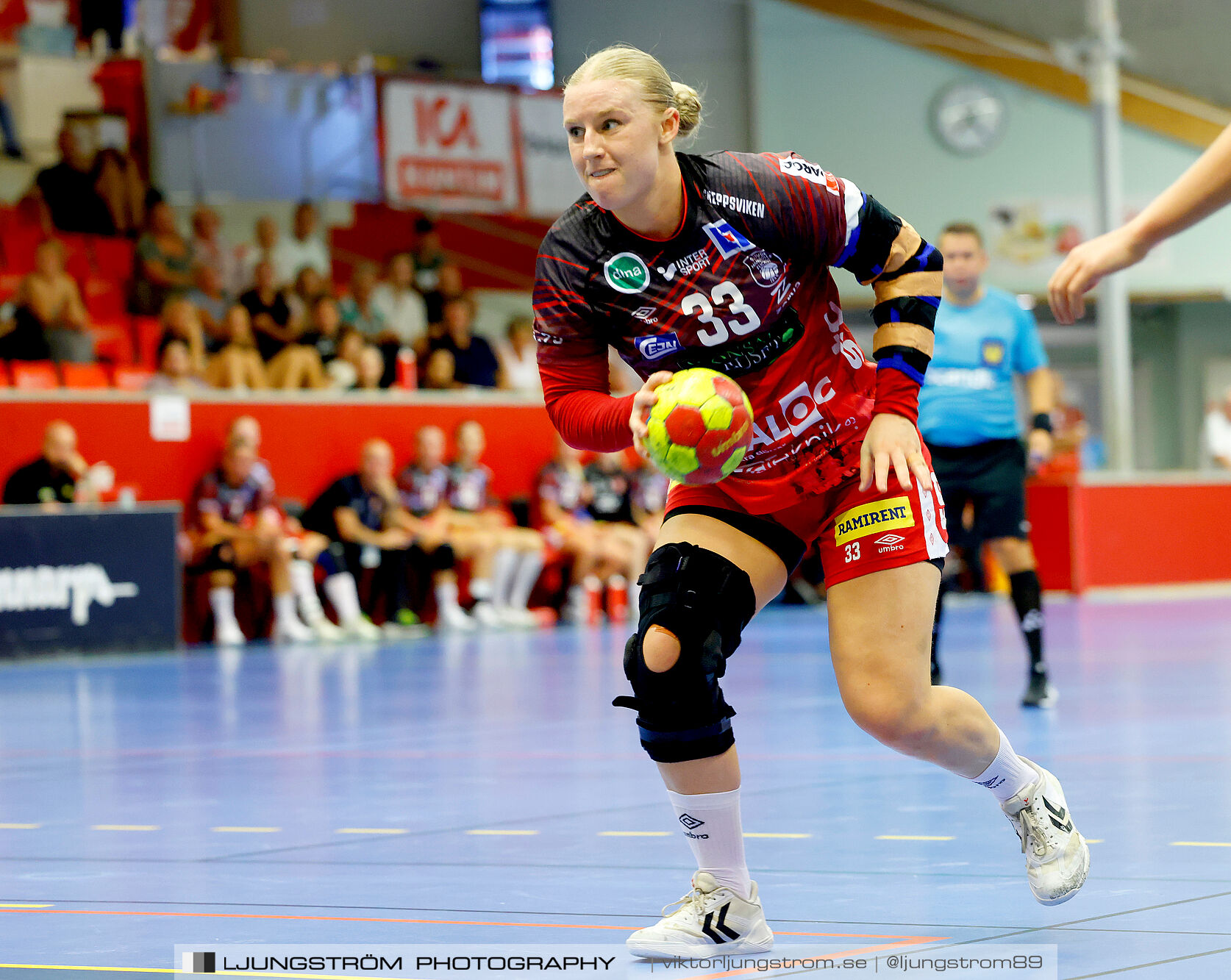 ATG Svenska Cupen 1/8-final Skövde HF-IK Sävehof 25-35,dam,Skövde Idrottshall,Skövde,Sverige,Handboll,,2024,348076