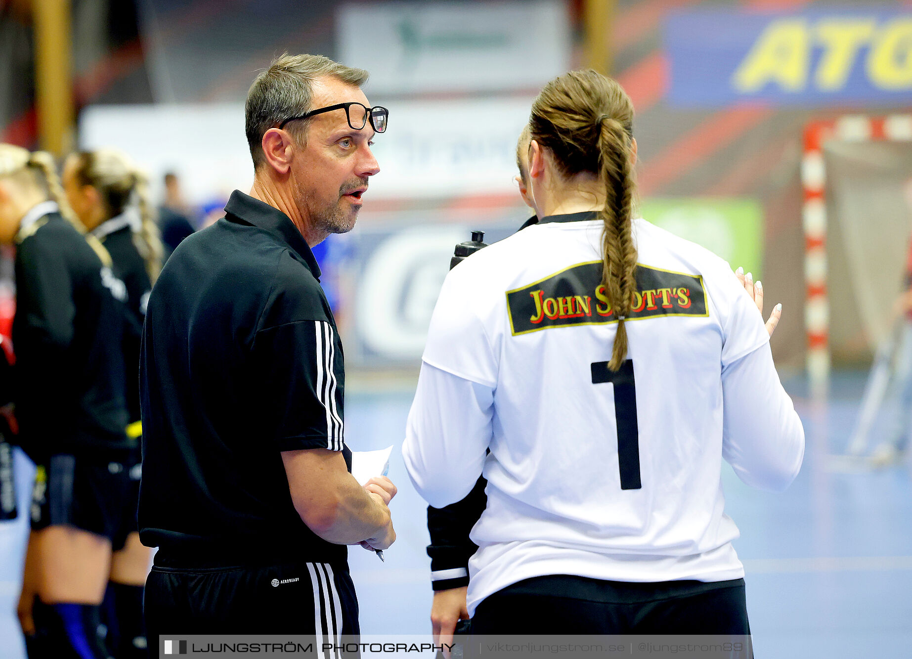 ATG Svenska Cupen 1/8-final Skövde HF-IK Sävehof 25-35,dam,Skövde Idrottshall,Skövde,Sverige,Handboll,,2024,348085