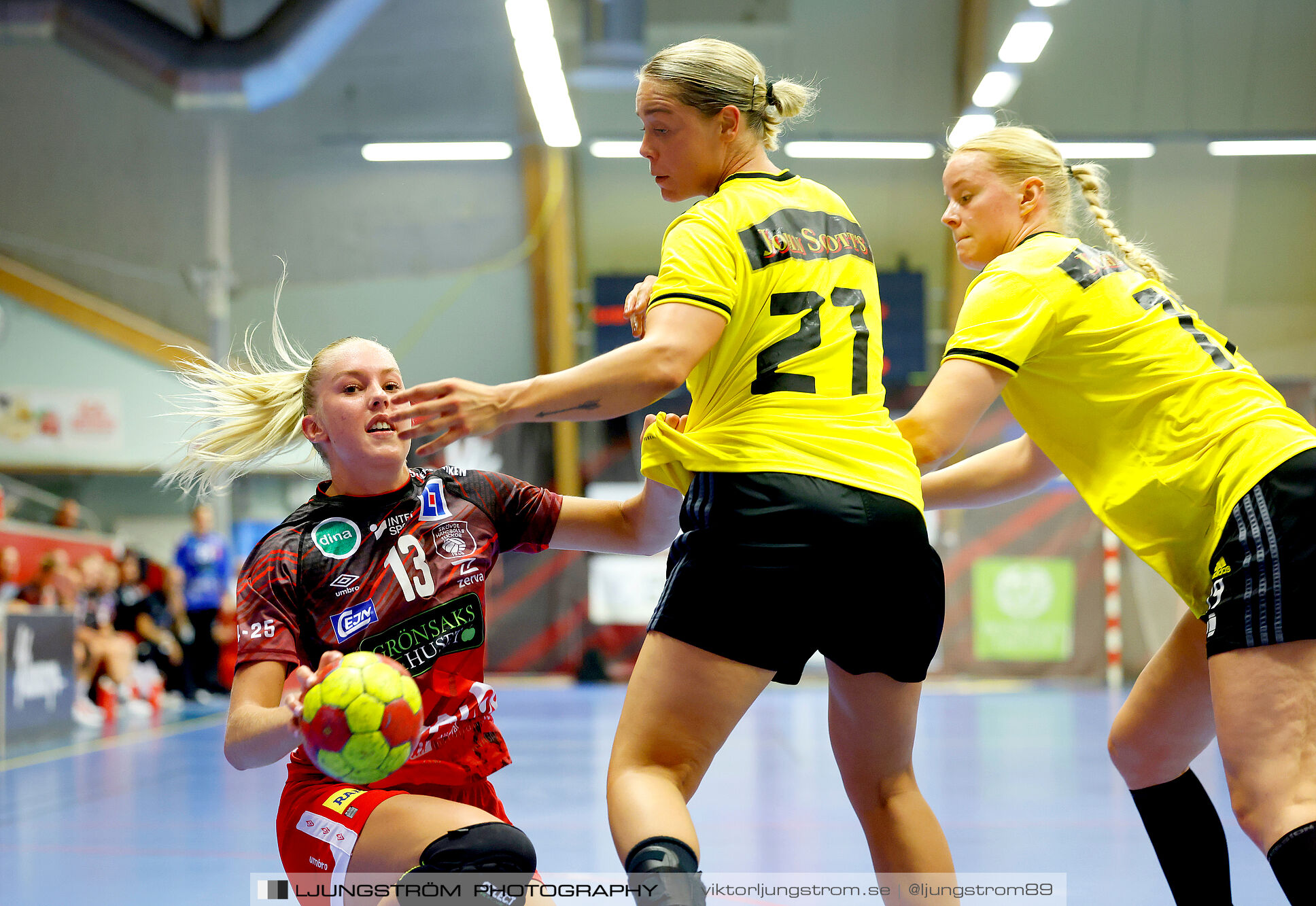 ATG Svenska Cupen 1/8-final Skövde HF-IK Sävehof 25-35,dam,Skövde Idrottshall,Skövde,Sverige,Handboll,,2024,348091