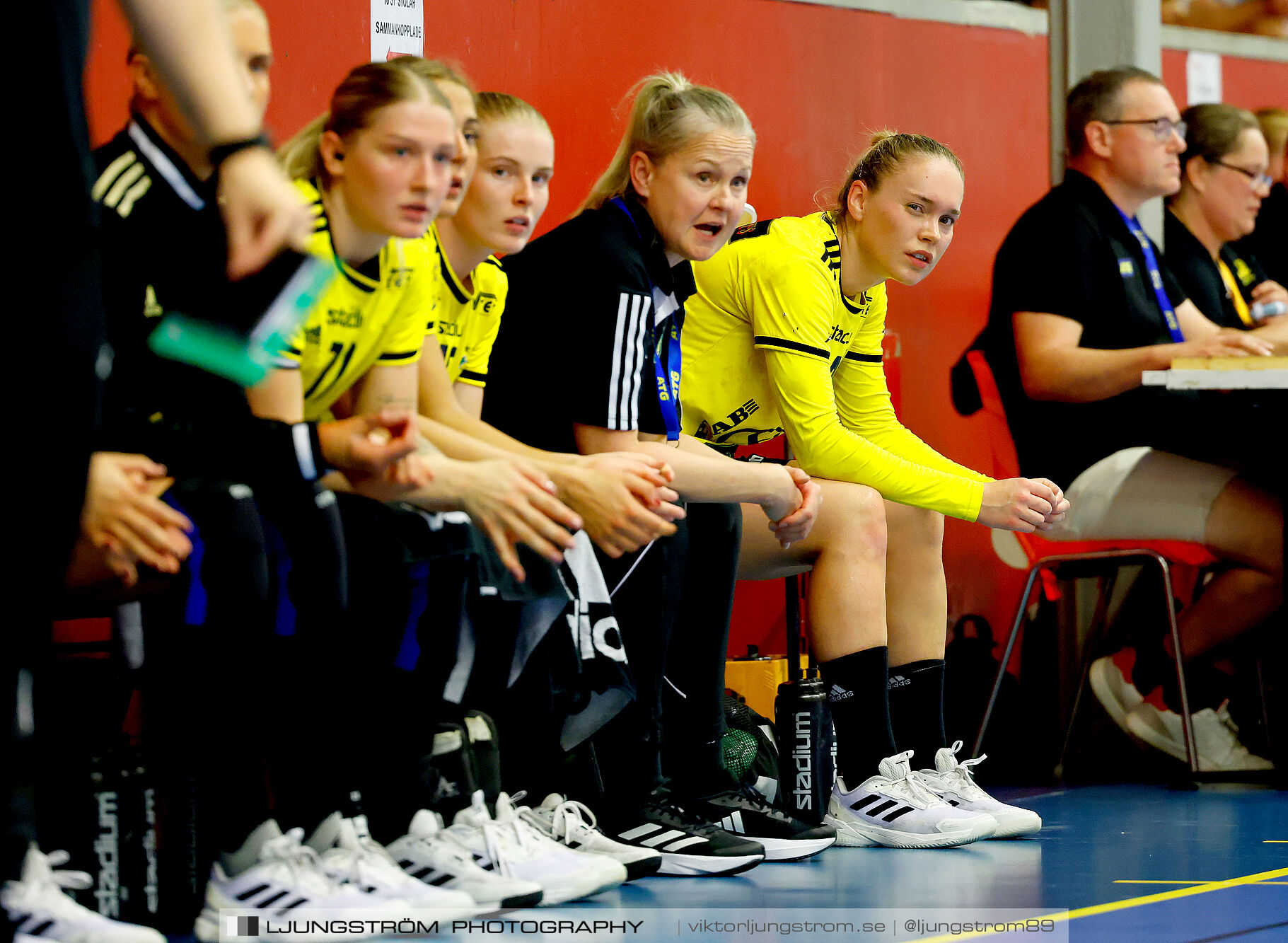 ATG Svenska Cupen 1/8-final Skövde HF-IK Sävehof 25-35,dam,Skövde Idrottshall,Skövde,Sverige,Handboll,,2024,348092