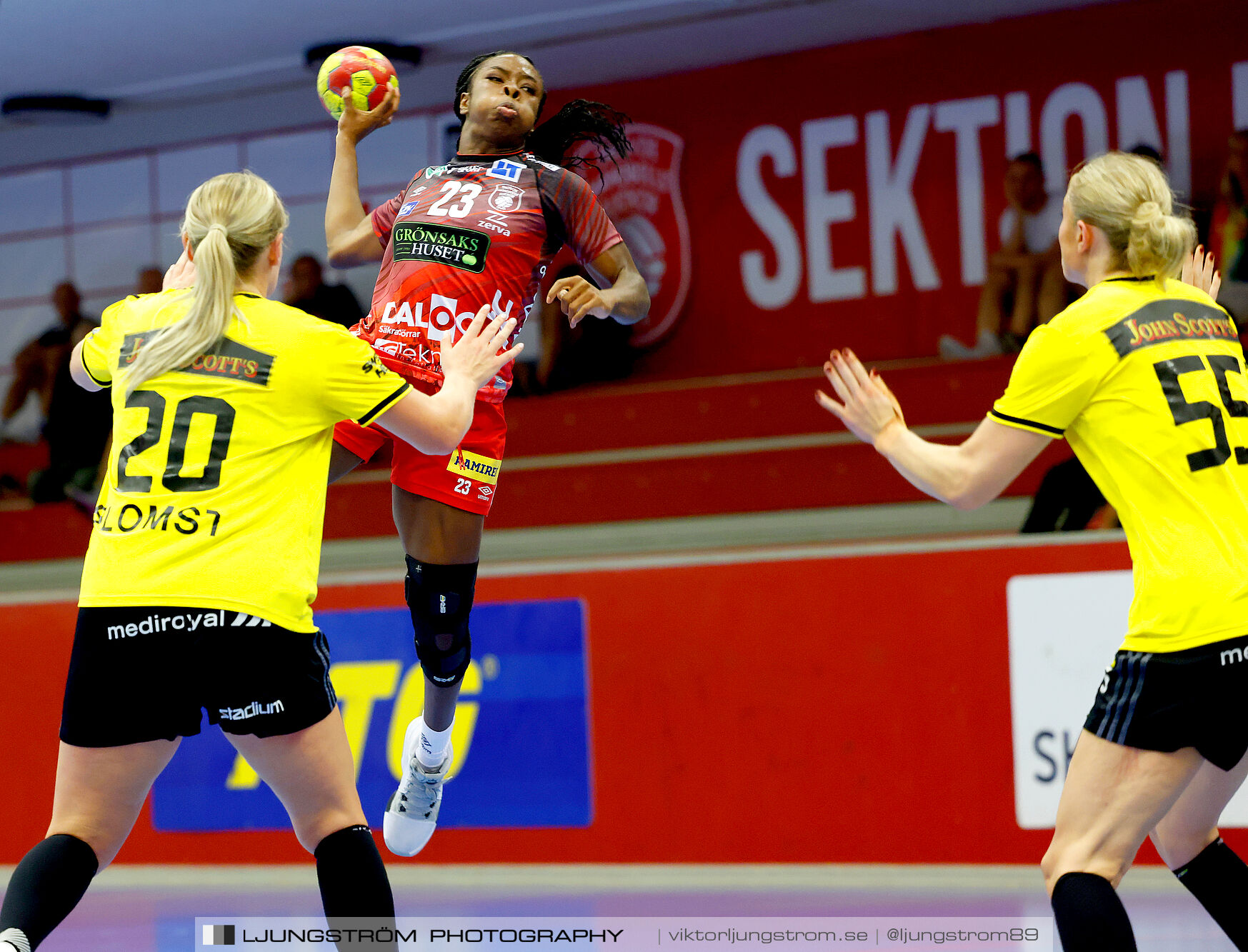 ATG Svenska Cupen 1/8-final Skövde HF-IK Sävehof 25-35,dam,Skövde Idrottshall,Skövde,Sverige,Handboll,,2024,348096