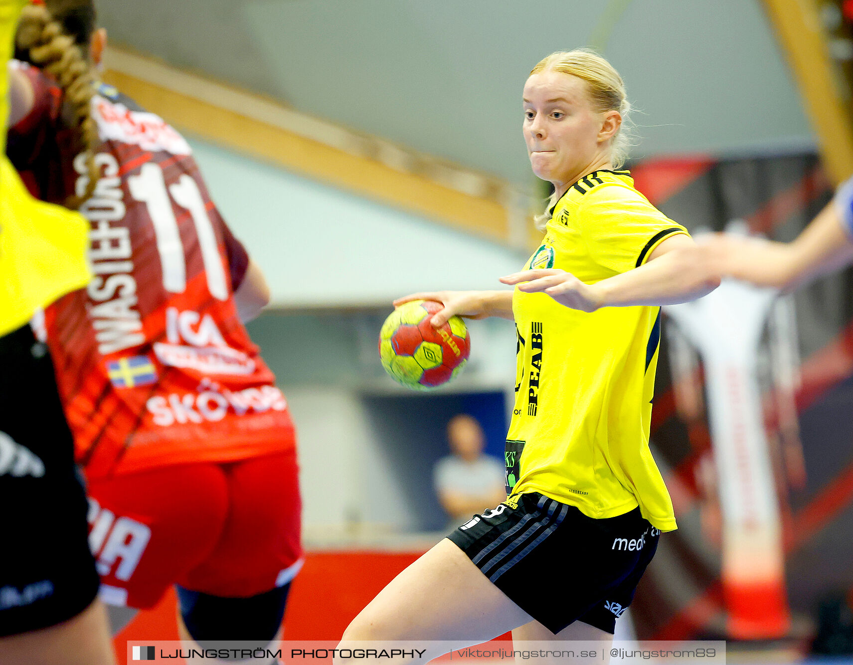 ATG Svenska Cupen 1/8-final Skövde HF-IK Sävehof 25-35,dam,Skövde Idrottshall,Skövde,Sverige,Handboll,,2024,348144