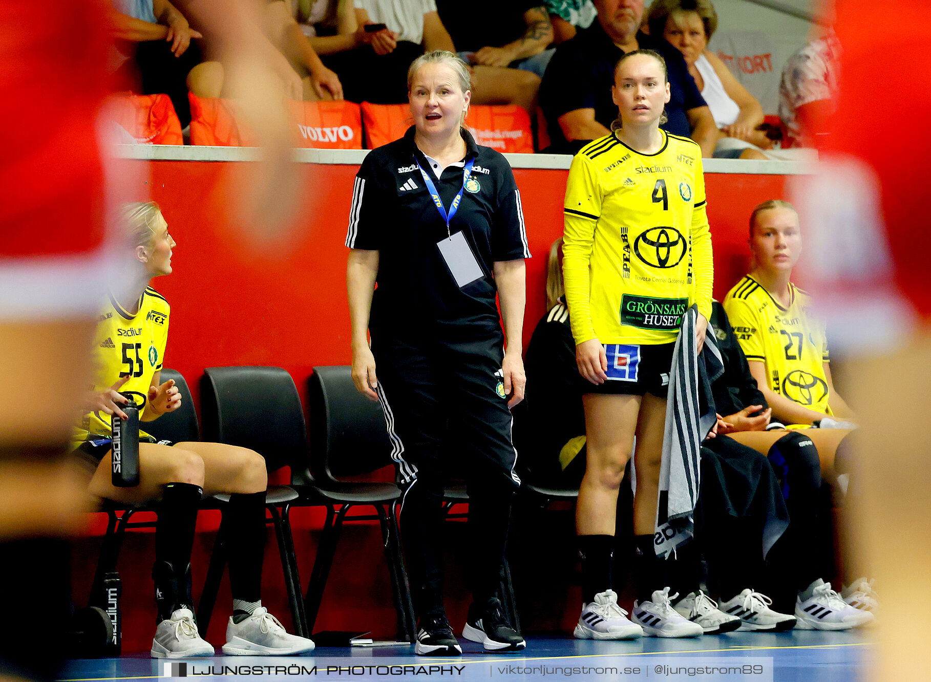 ATG Svenska Cupen 1/8-final Skövde HF-IK Sävehof 25-35,dam,Skövde Idrottshall,Skövde,Sverige,Handboll,,2024,348146