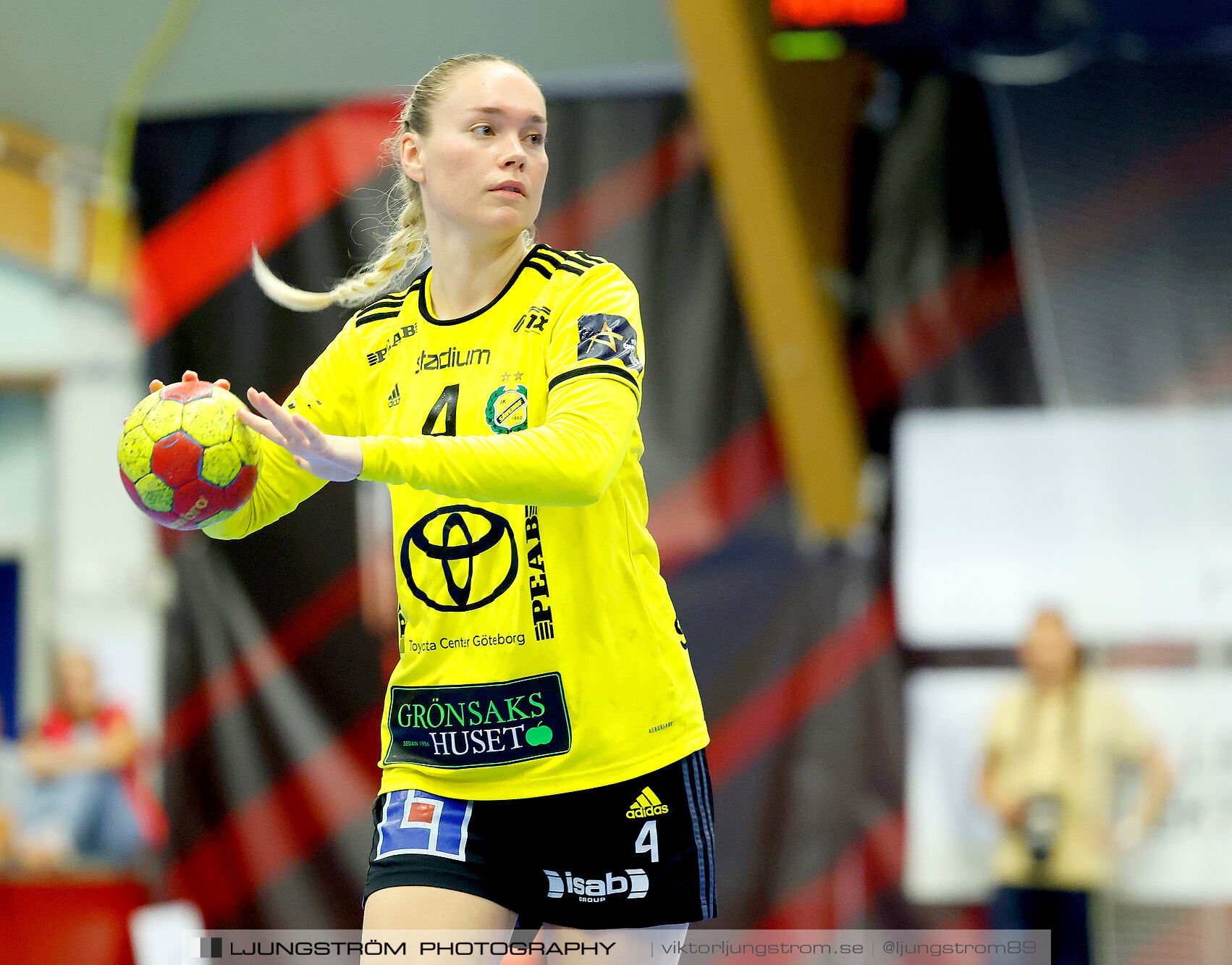 ATG Svenska Cupen 1/8-final Skövde HF-IK Sävehof 25-35,dam,Skövde Idrottshall,Skövde,Sverige,Handboll,,2024,348150