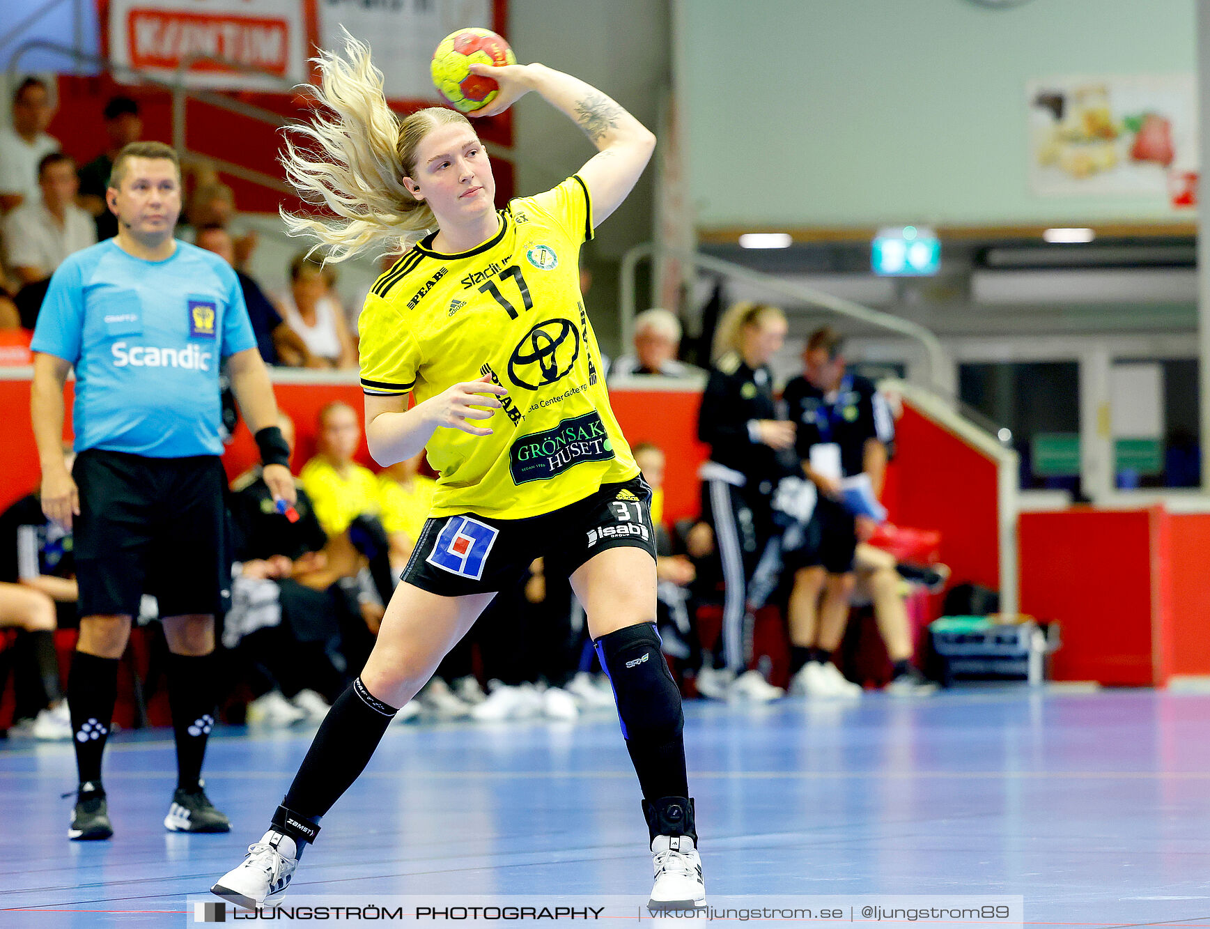 ATG Svenska Cupen 1/8-final Skövde HF-IK Sävehof 25-35,dam,Skövde Idrottshall,Skövde,Sverige,Handboll,,2024,348174