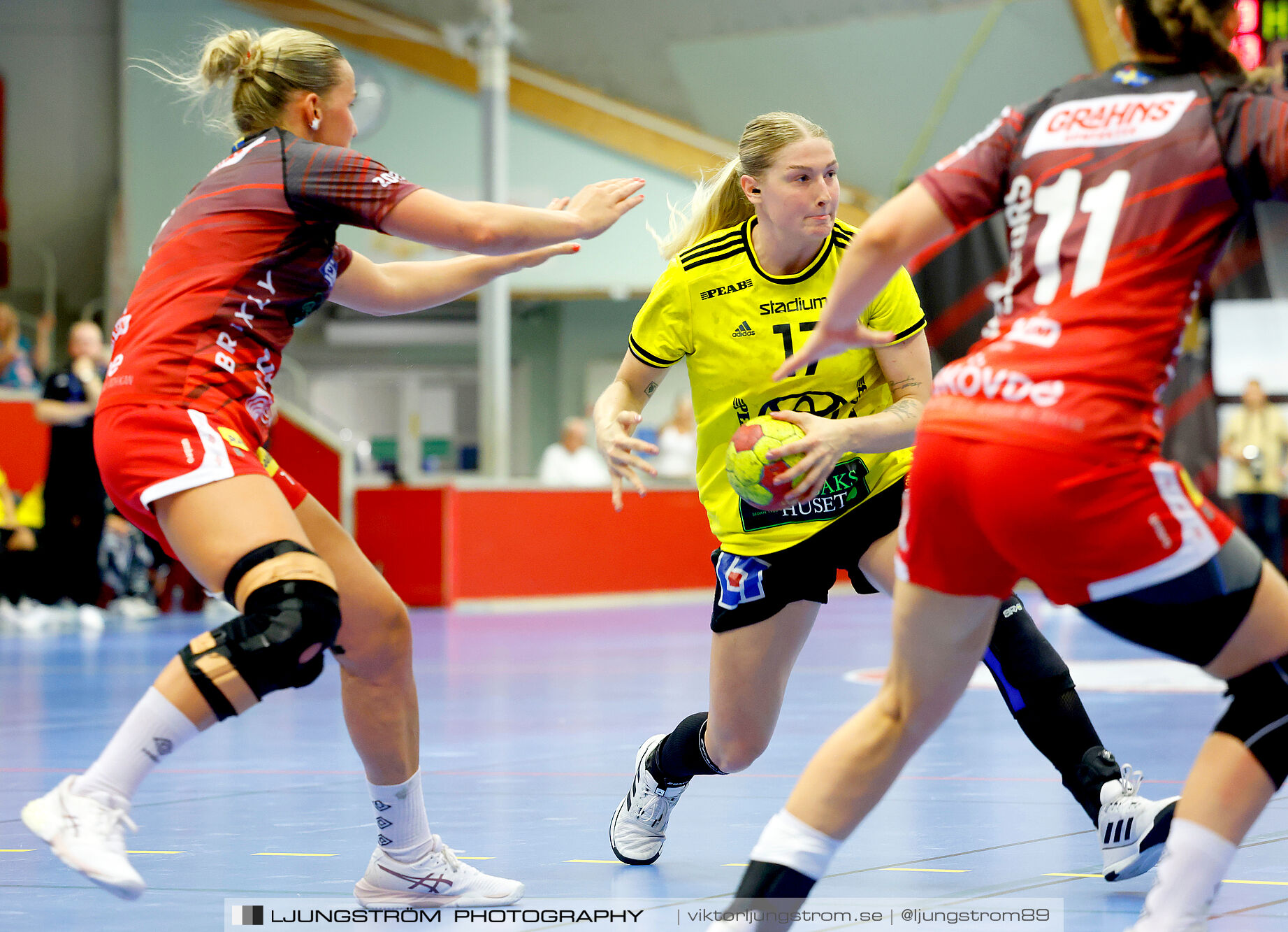 ATG Svenska Cupen 1/8-final Skövde HF-IK Sävehof 25-35,dam,Skövde Idrottshall,Skövde,Sverige,Handboll,,2024,348175