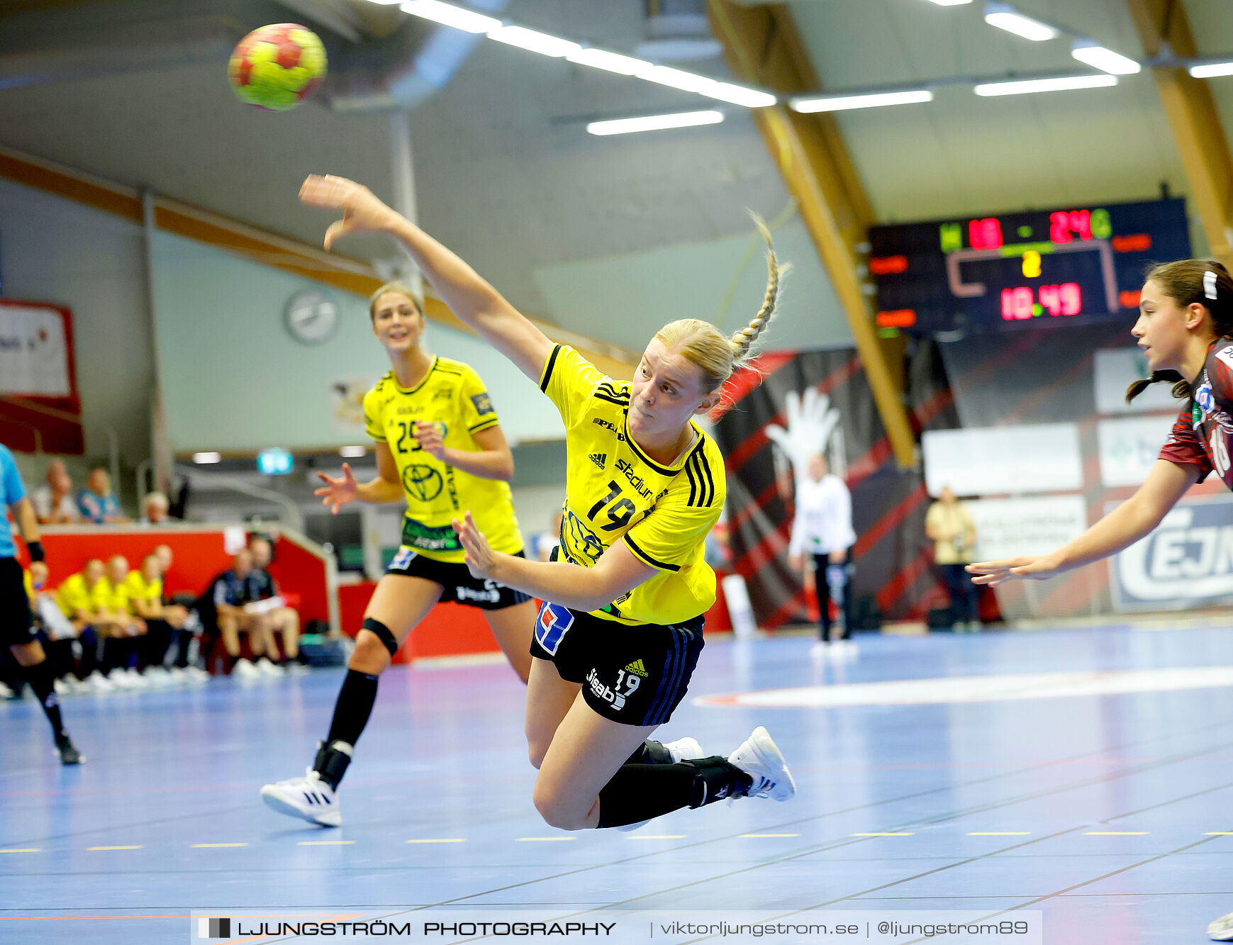 ATG Svenska Cupen 1/8-final Skövde HF-IK Sävehof 25-35,dam,Skövde Idrottshall,Skövde,Sverige,Handboll,,2024,348182