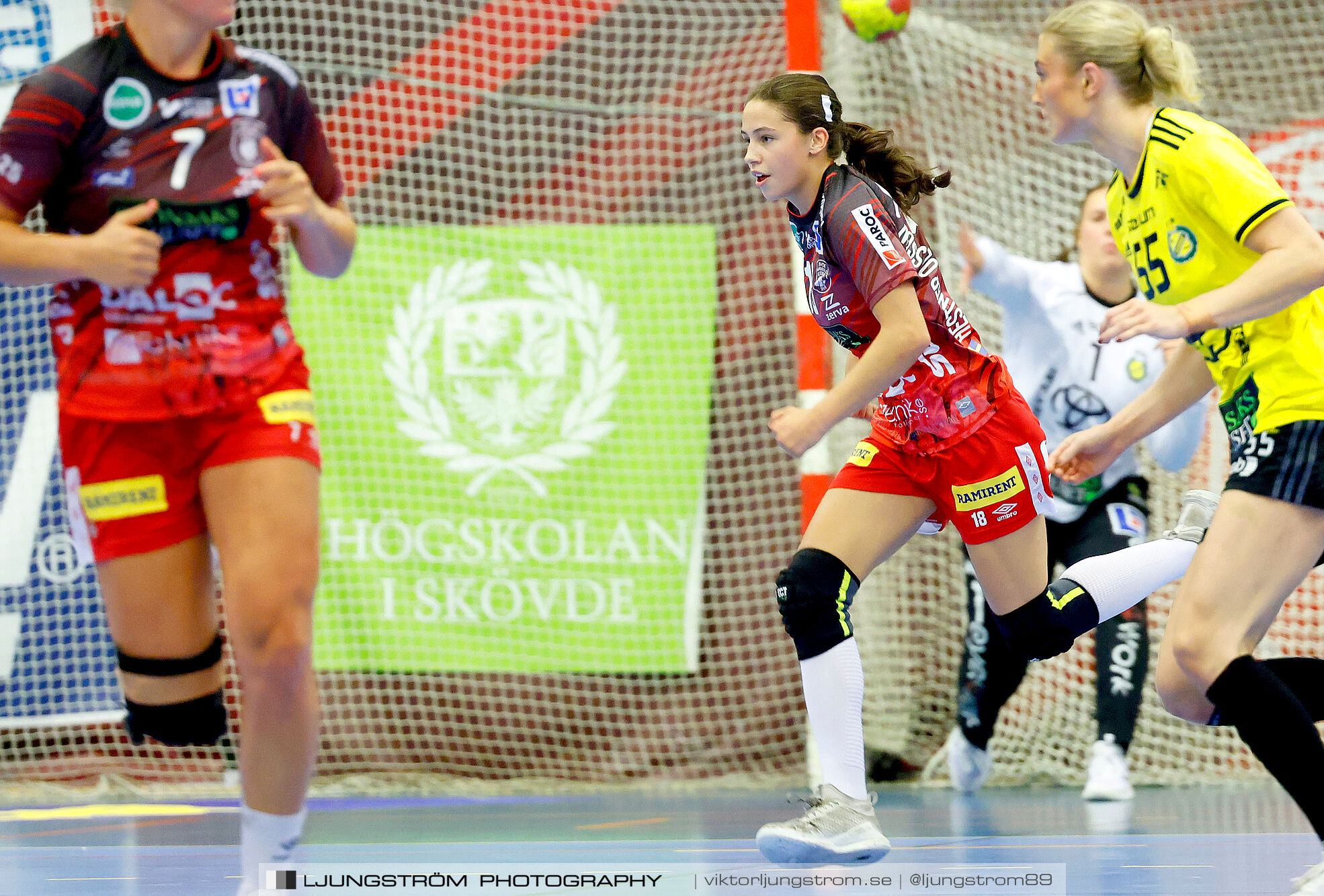 ATG Svenska Cupen 1/8-final Skövde HF-IK Sävehof 25-35,dam,Skövde Idrottshall,Skövde,Sverige,Handboll,,2024,348189