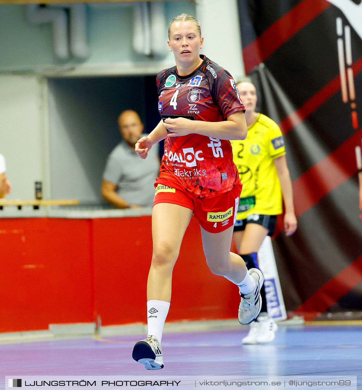 ATG Svenska Cupen 1/8-final Skövde HF-IK Sävehof 25-35,dam,Skövde Idrottshall,Skövde,Sverige,Handboll,,2024,348191