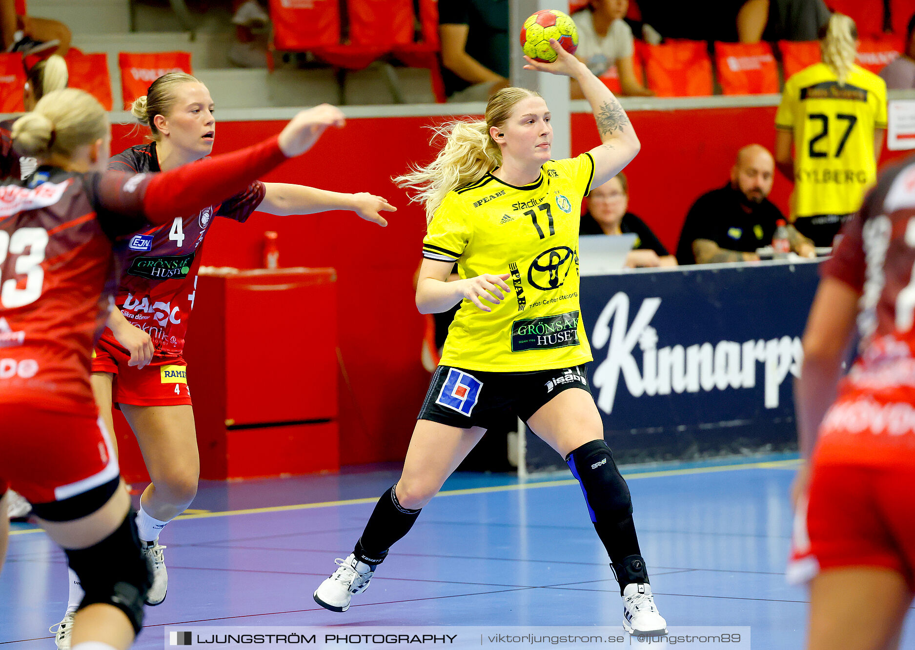 ATG Svenska Cupen 1/8-final Skövde HF-IK Sävehof 25-35,dam,Skövde Idrottshall,Skövde,Sverige,Handboll,,2024,348199