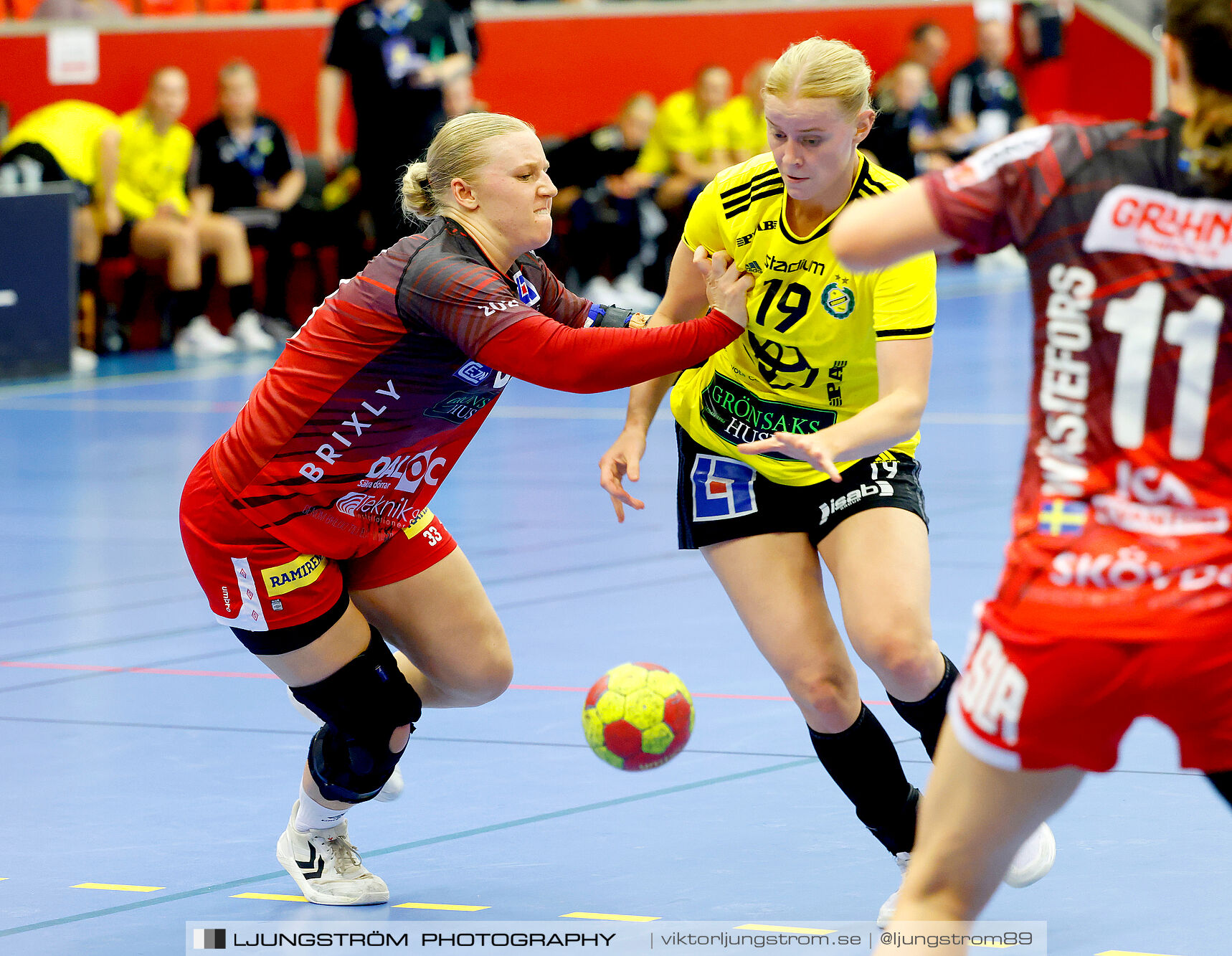 ATG Svenska Cupen 1/8-final Skövde HF-IK Sävehof 25-35,dam,Skövde Idrottshall,Skövde,Sverige,Handboll,,2024,348202