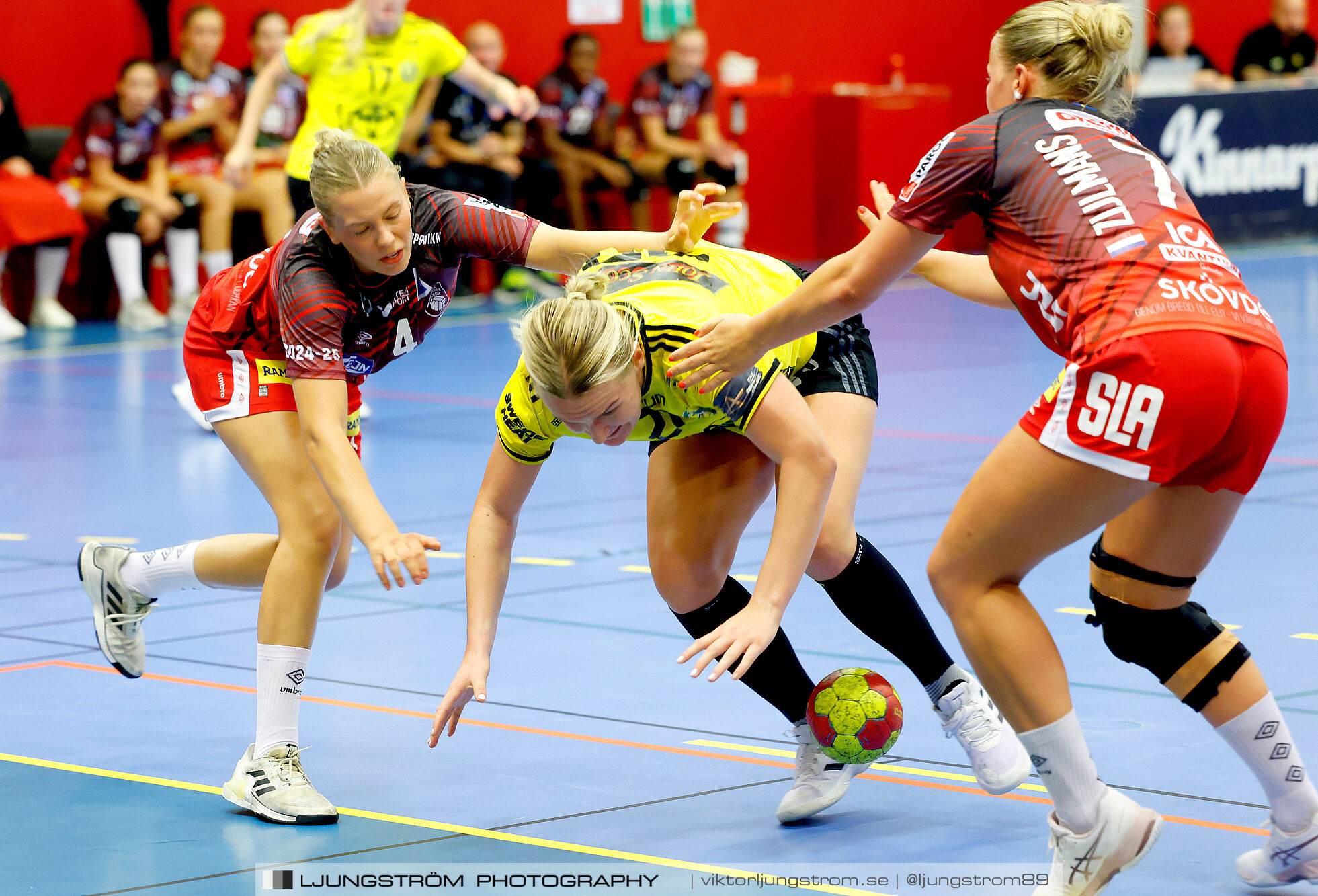 ATG Svenska Cupen 1/8-final Skövde HF-IK Sävehof 25-35,dam,Skövde Idrottshall,Skövde,Sverige,Handboll,,2024,348203