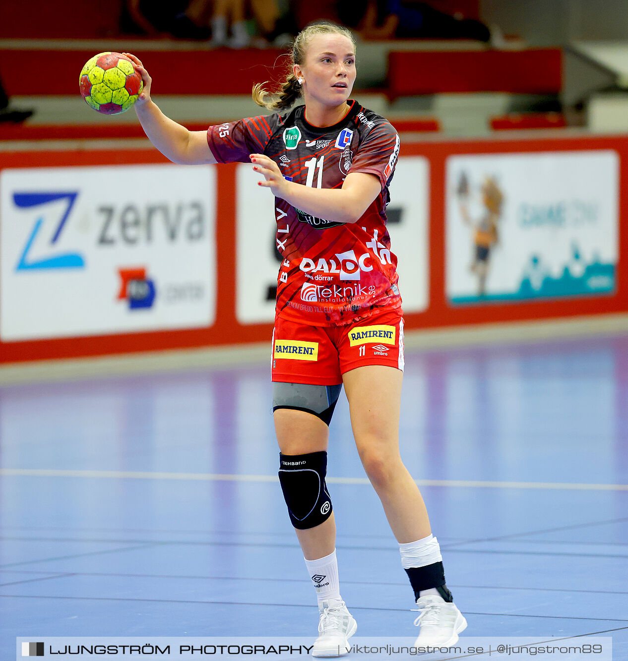 ATG Svenska Cupen 1/8-final Skövde HF-IK Sävehof 25-35,dam,Skövde Idrottshall,Skövde,Sverige,Handboll,,2024,348223