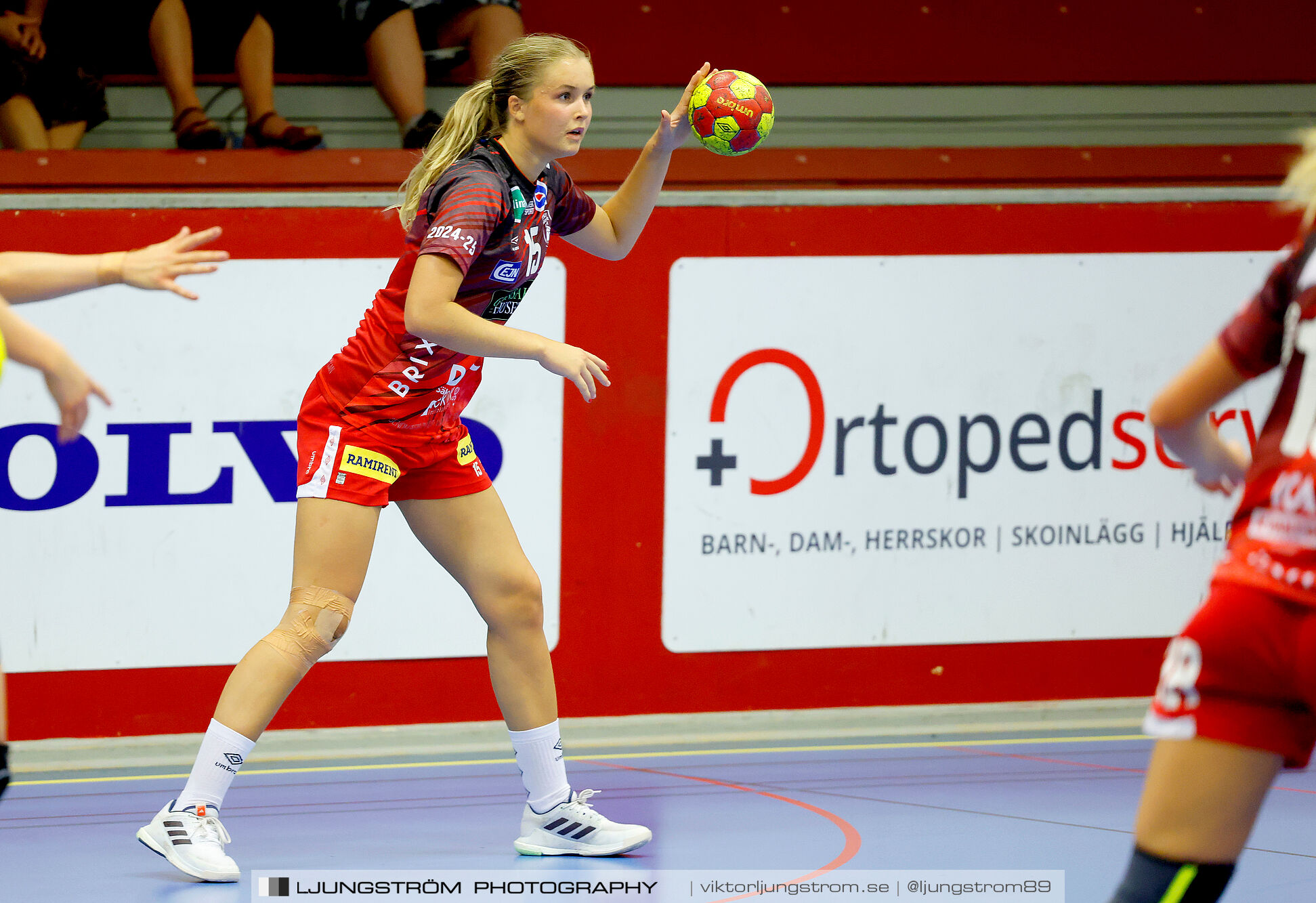 ATG Svenska Cupen 1/8-final Skövde HF-IK Sävehof 25-35,dam,Skövde Idrottshall,Skövde,Sverige,Handboll,,2024,348228