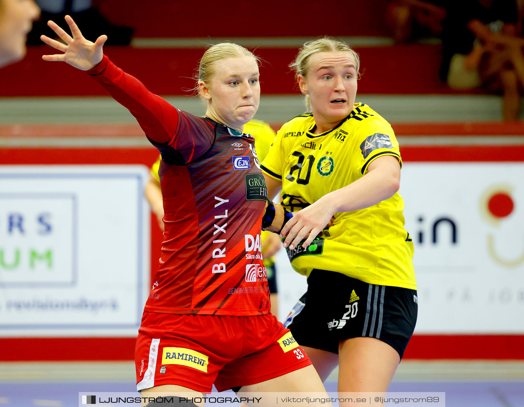 ATG Svenska Cupen 1/8-final Skövde HF-IK Sävehof 25-35,dam,Skövde Idrottshall,Skövde,Sverige,Handboll,,2024,348236