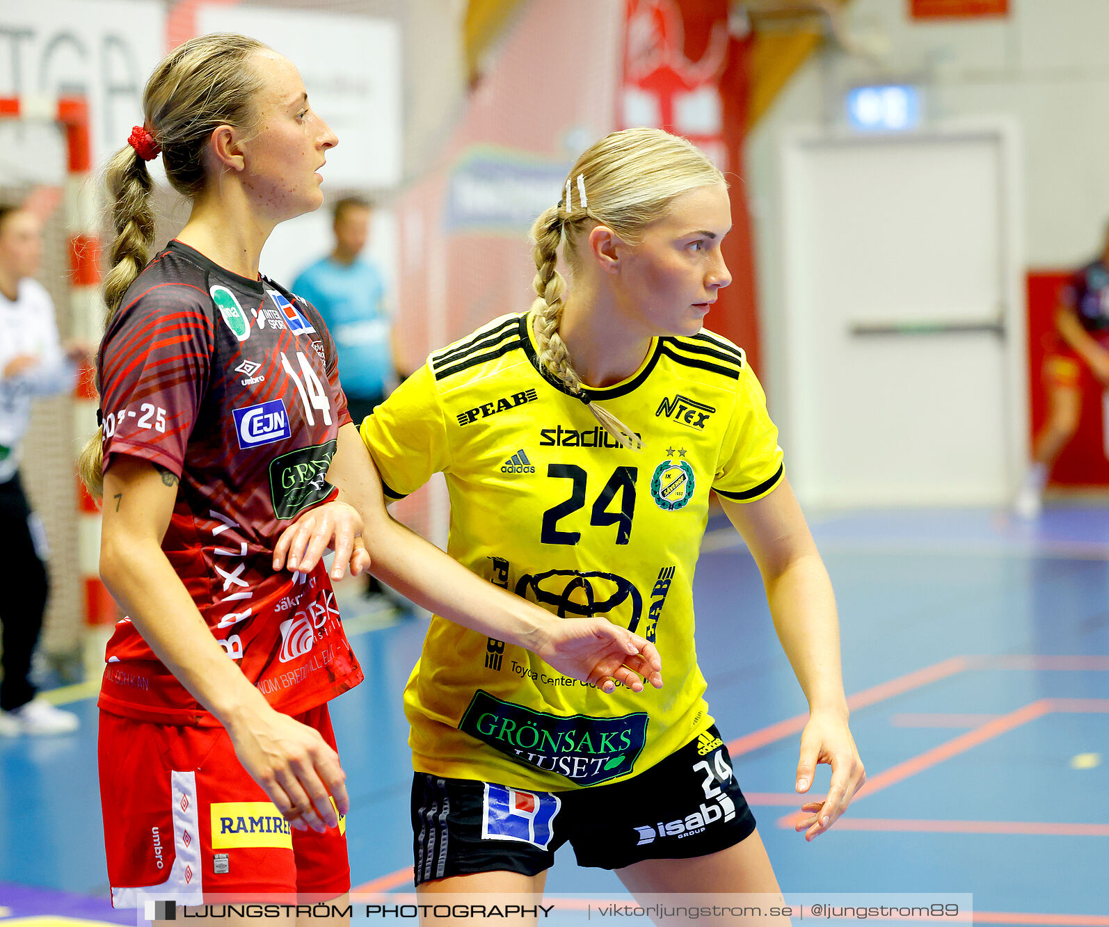 ATG Svenska Cupen 1/8-final Skövde HF-IK Sävehof 25-35,dam,Skövde Idrottshall,Skövde,Sverige,Handboll,,2024,348239