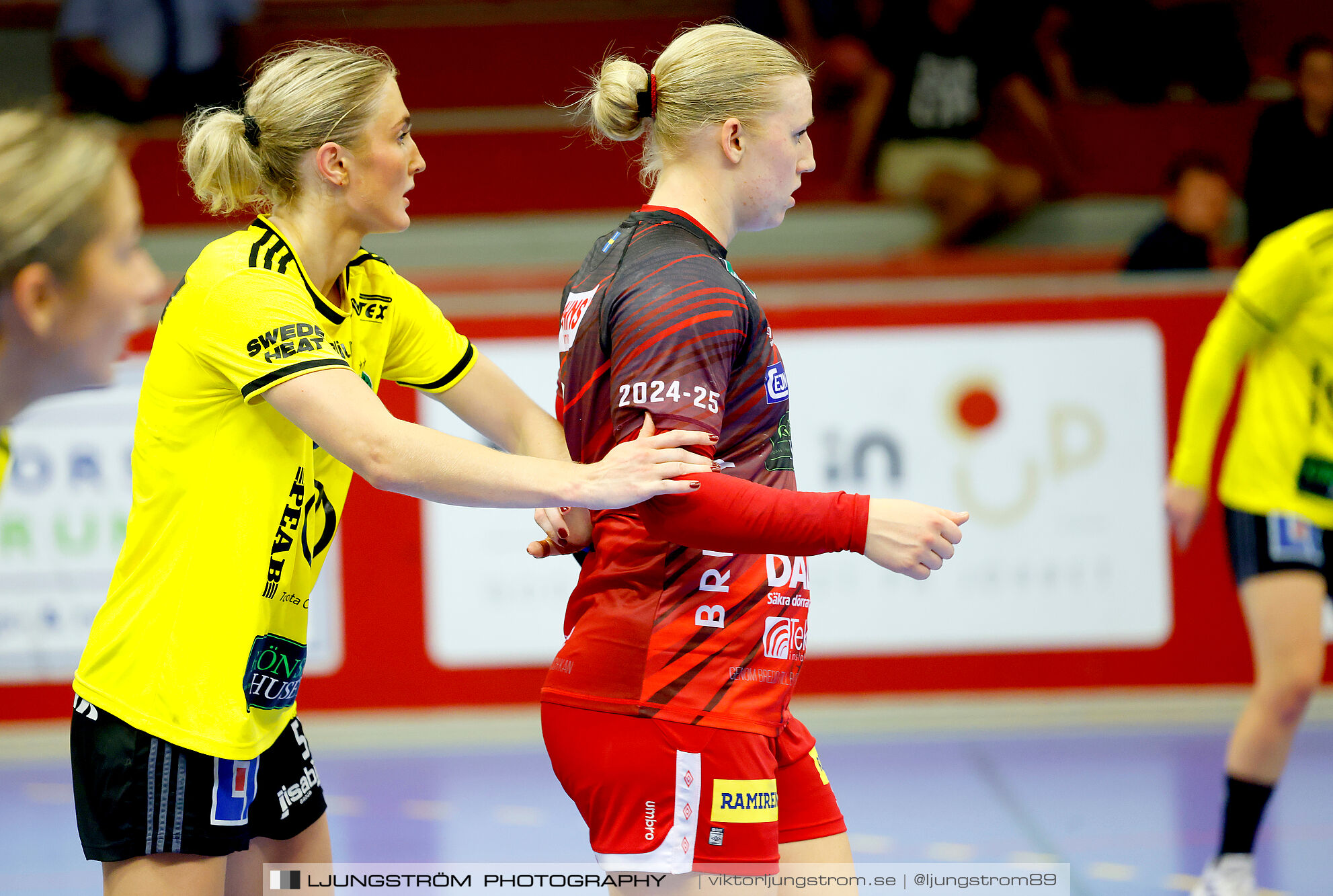 ATG Svenska Cupen 1/8-final Skövde HF-IK Sävehof 25-35,dam,Skövde Idrottshall,Skövde,Sverige,Handboll,,2024,348242