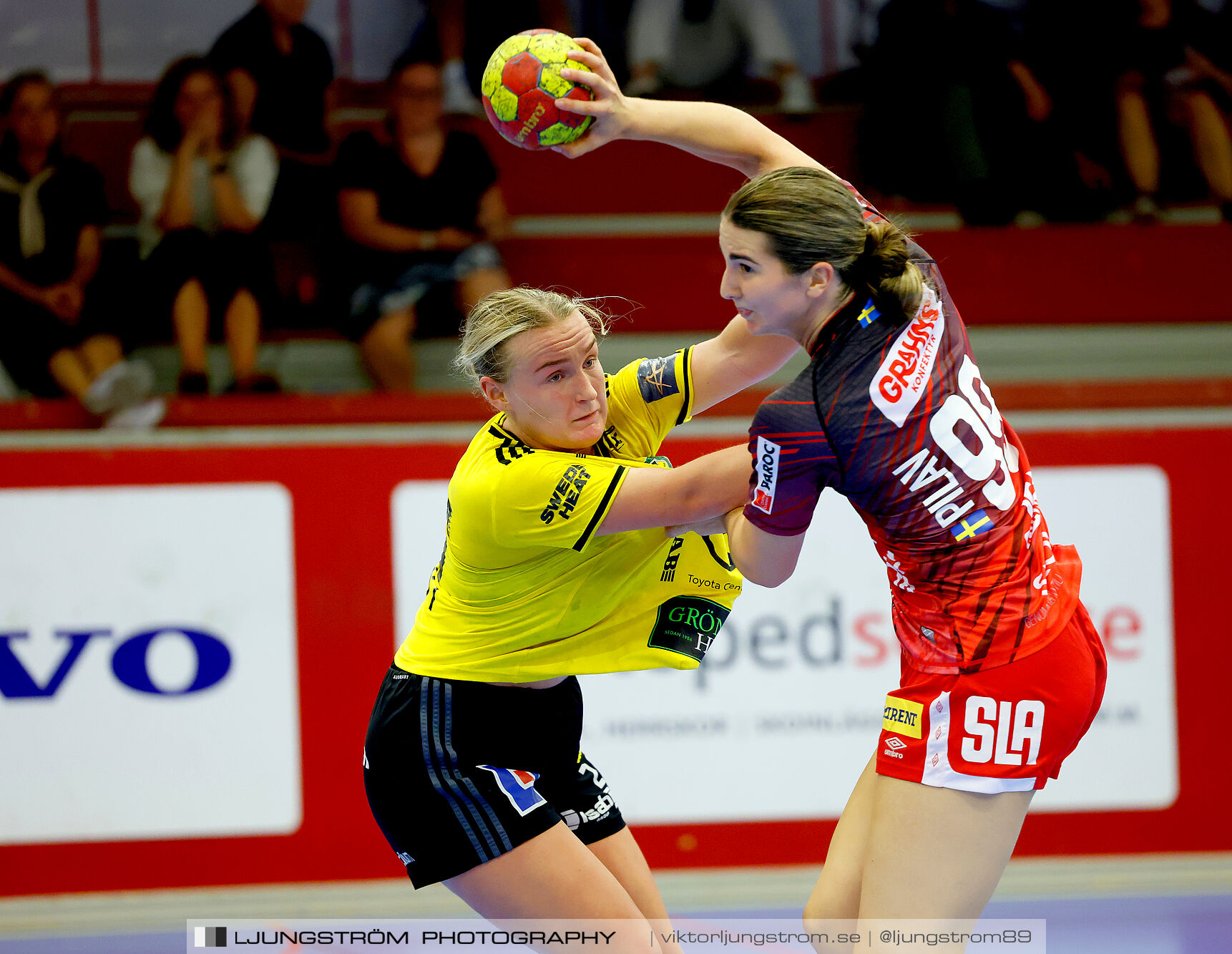 ATG Svenska Cupen 1/8-final Skövde HF-IK Sävehof 25-35,dam,Skövde Idrottshall,Skövde,Sverige,Handboll,,2024,348245