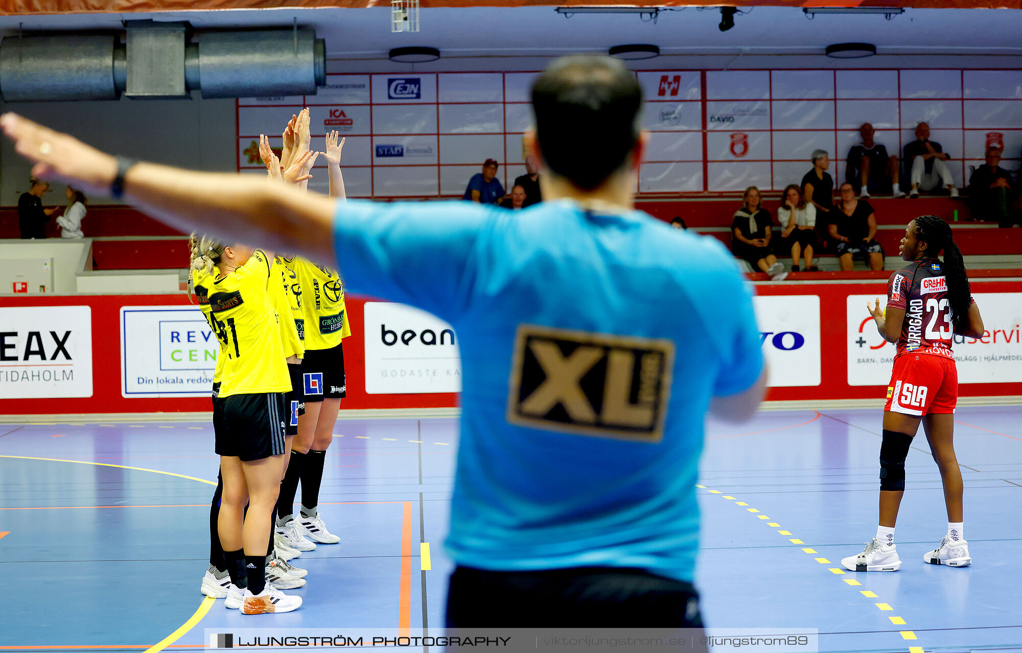 ATG Svenska Cupen 1/8-final Skövde HF-IK Sävehof 25-35,dam,Skövde Idrottshall,Skövde,Sverige,Handboll,,2024,348247