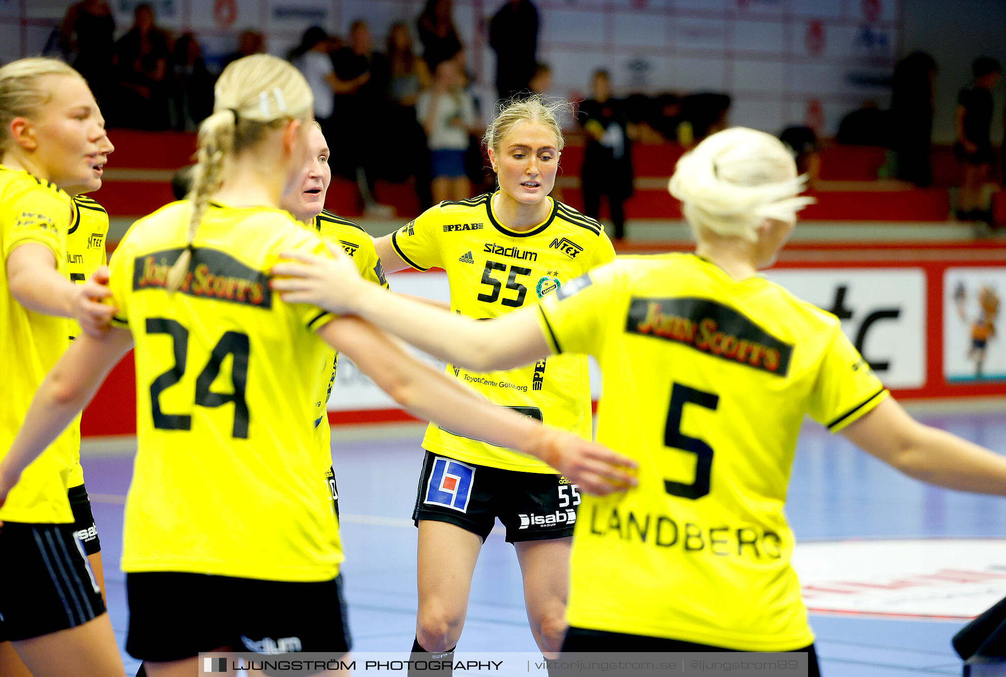 ATG Svenska Cupen 1/8-final Skövde HF-IK Sävehof 25-35,dam,Skövde Idrottshall,Skövde,Sverige,Handboll,,2024,348253